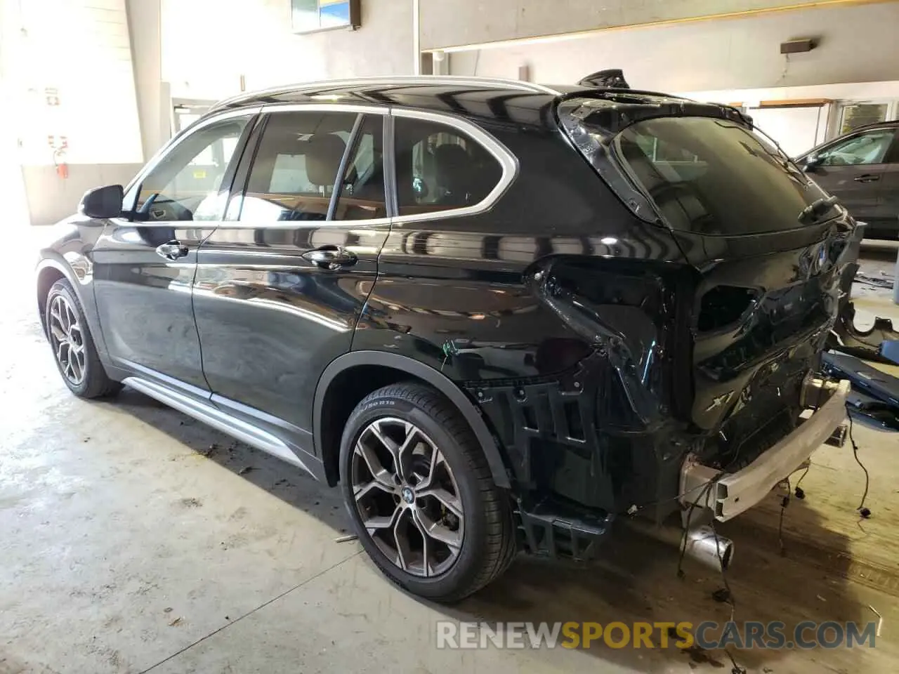 2 Фотография поврежденного автомобиля WBXJG9C08M5T64985 BMW X1 2021