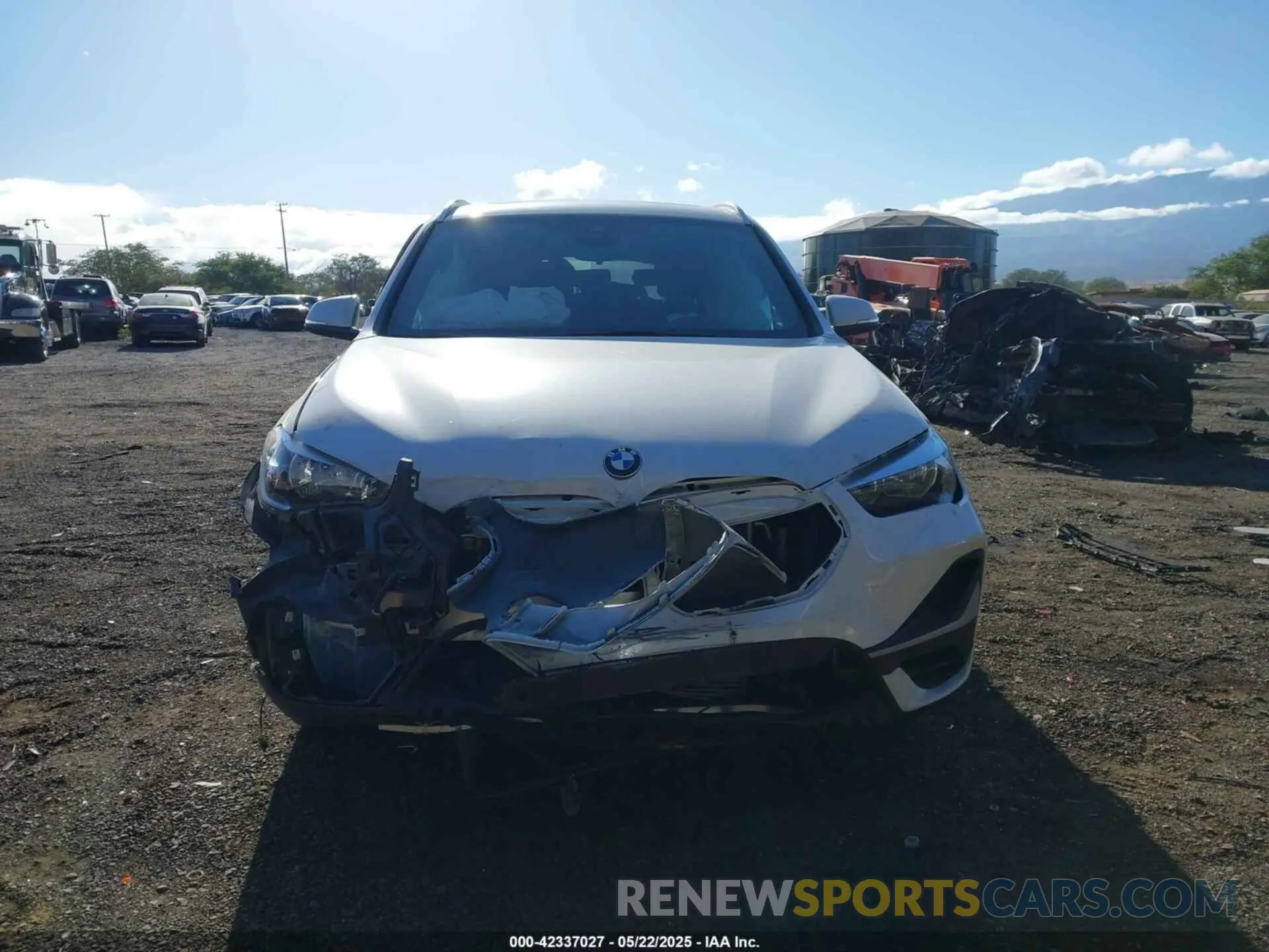12 Photograph of a damaged car WBXJG7C00N5V35718 BMW X1 2022