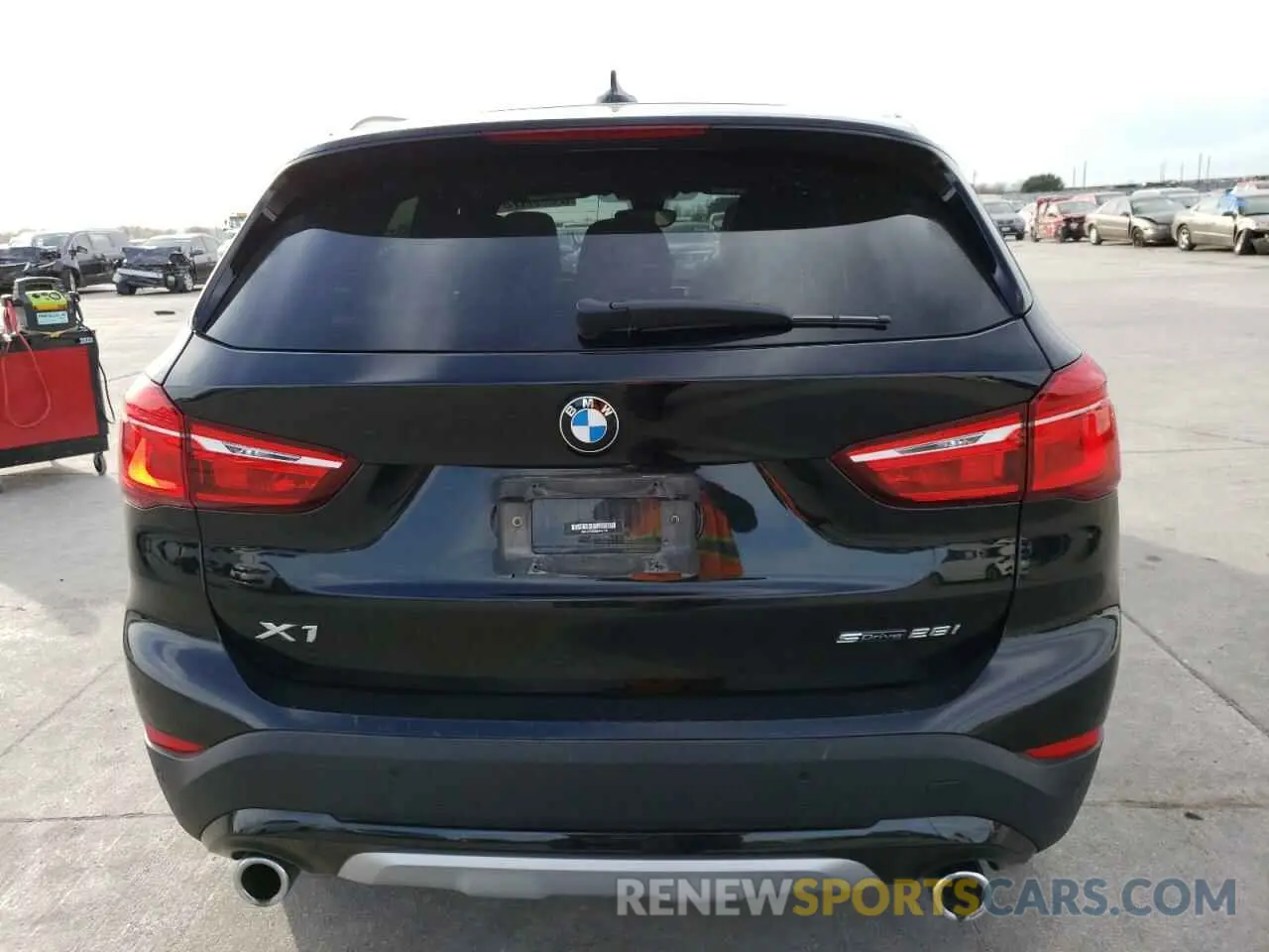 6 Photograph of a damaged car WBXJG7C03N5V40718 BMW X1 2022