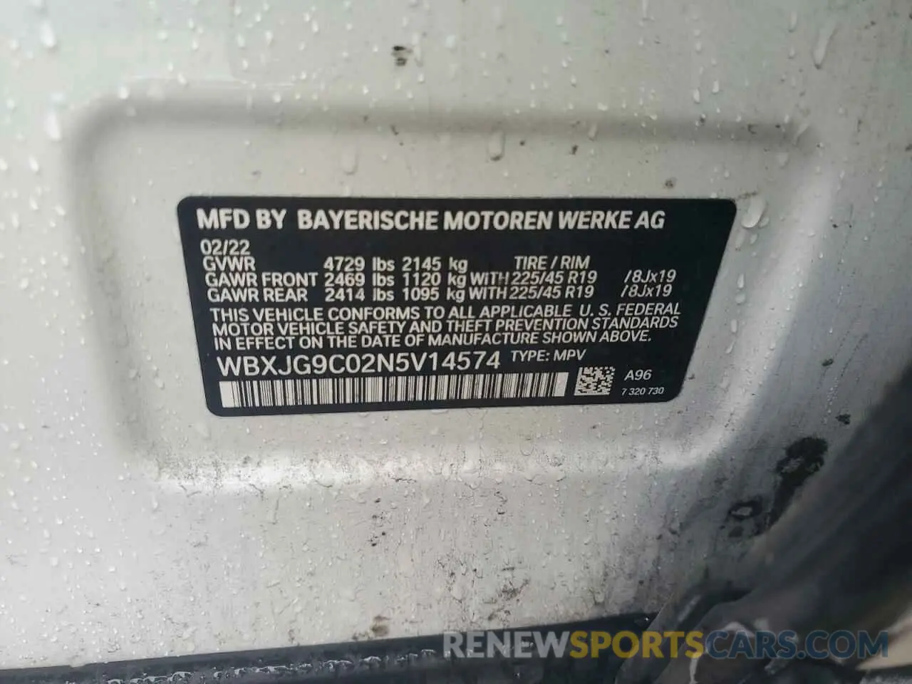 12 Photograph of a damaged car WBXJG9C02N5V14574 BMW X1 2022