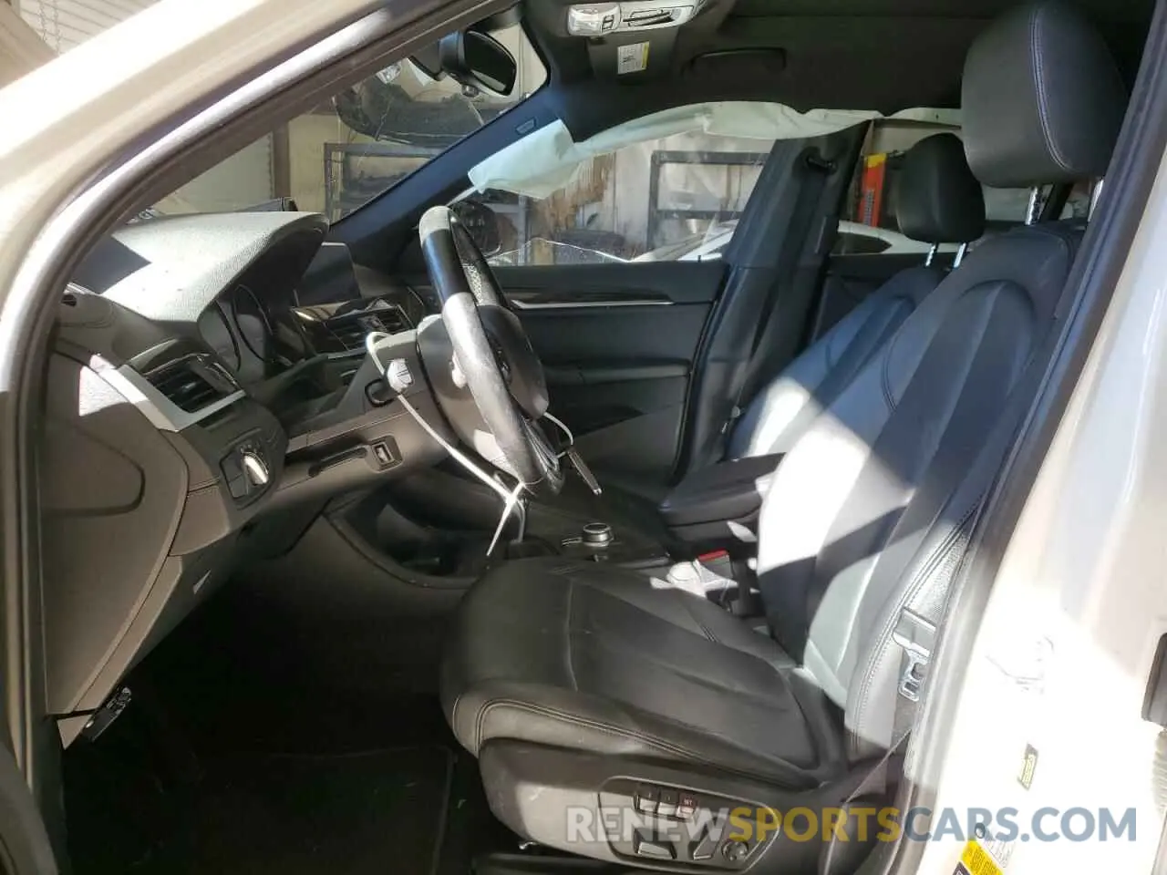 7 Photograph of a damaged car WBXJG9C04N5U60890 BMW X1 2022