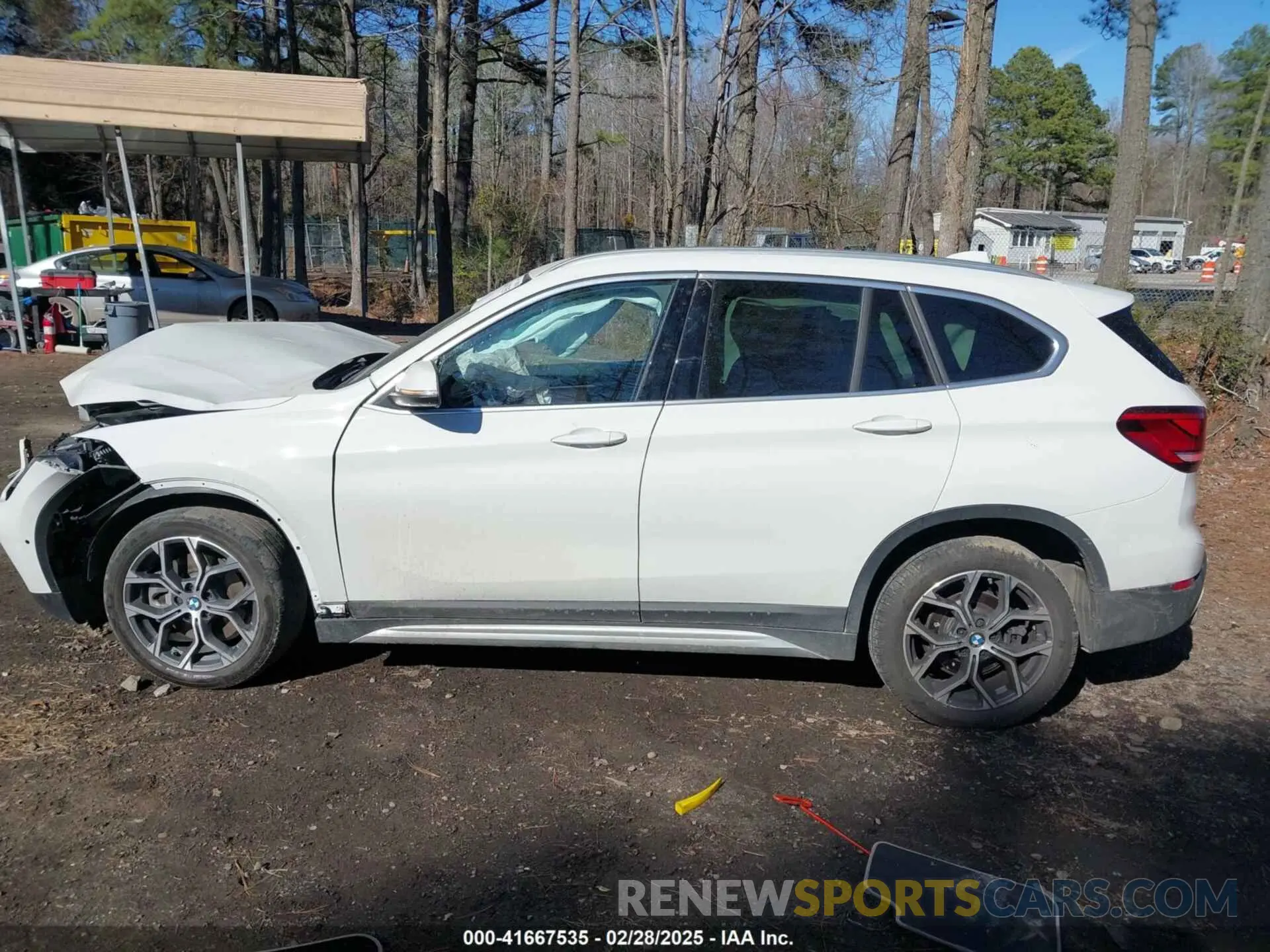13 Photograph of a damaged car WBXJG9C04N5V16794 BMW X1 2022