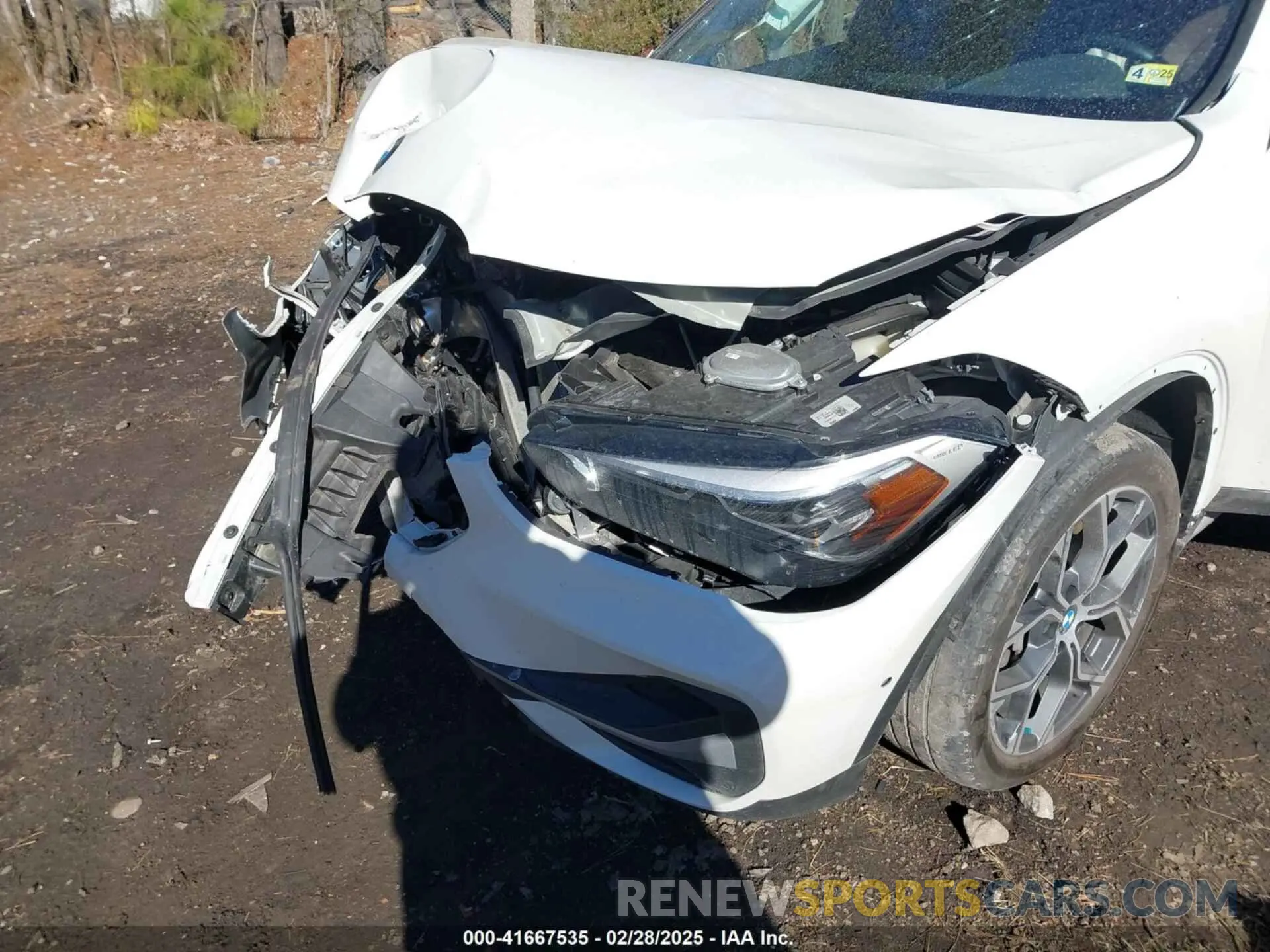 6 Photograph of a damaged car WBXJG9C04N5V16794 BMW X1 2022