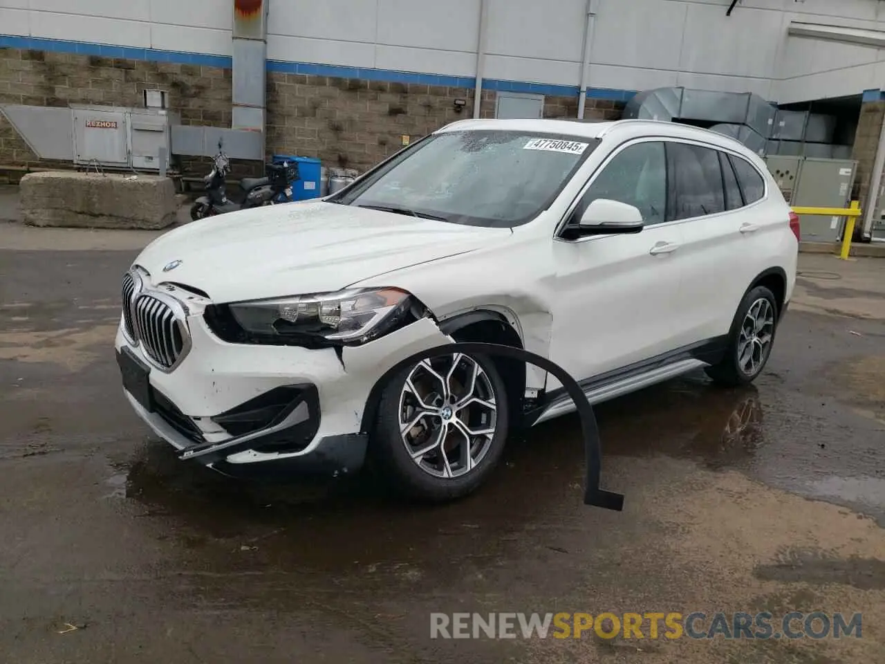 1 Photograph of a damaged car WBXJG9C09N5U68175 BMW X1 2022