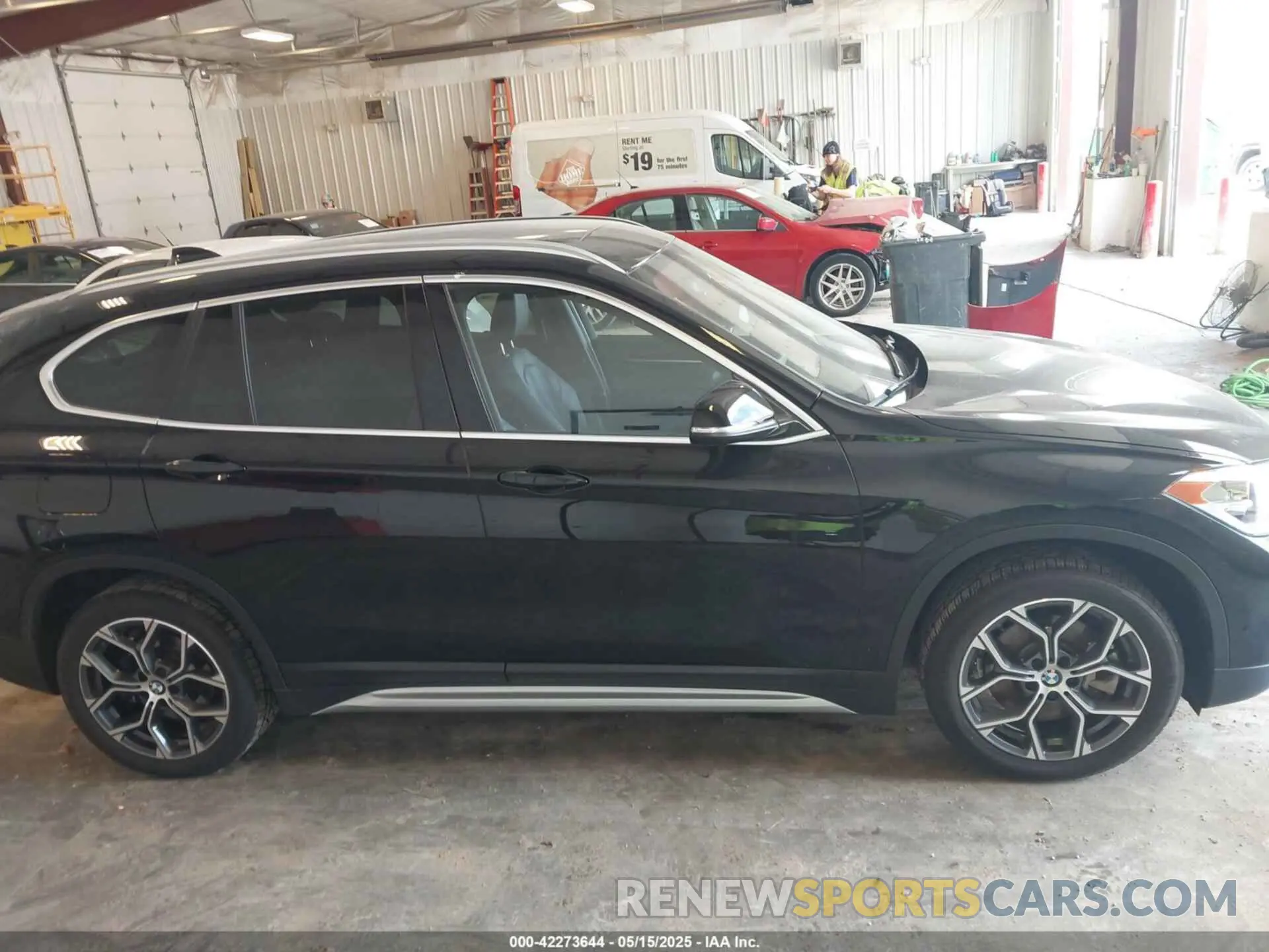 13 Photograph of a damaged car WBXJG9C09N5U69567 BMW X1 2022