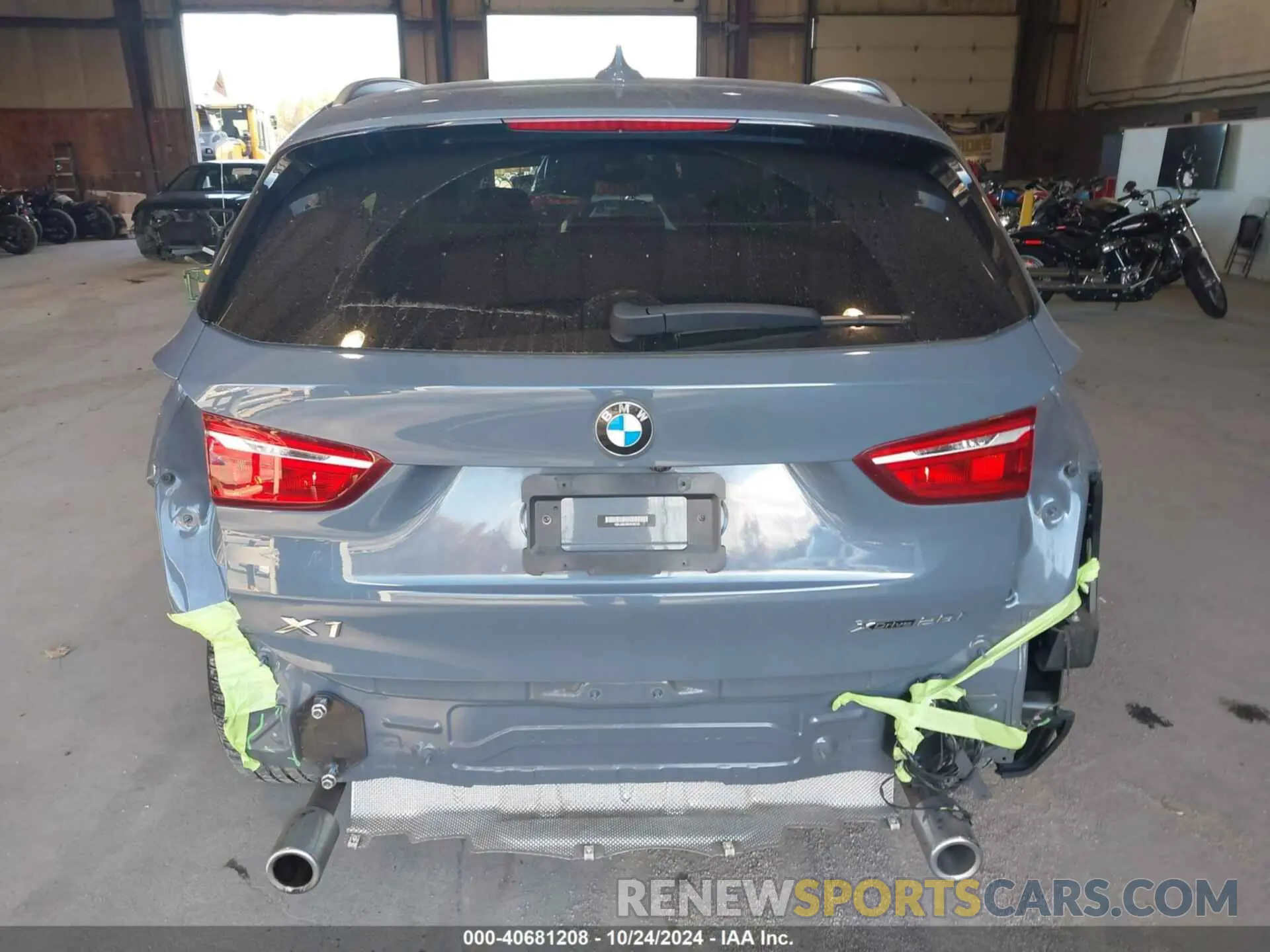 16 Photograph of a damaged car WBXJG9C09N5U80729 BMW X1 2022