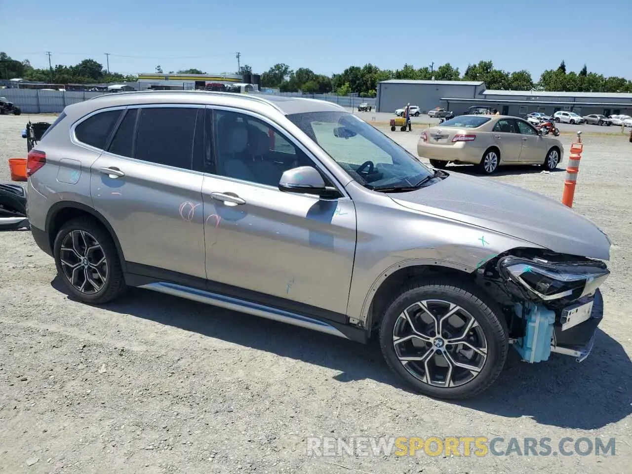 4 Photograph of a damaged car WBXJG9C0XN5V40453 BMW X1 2022