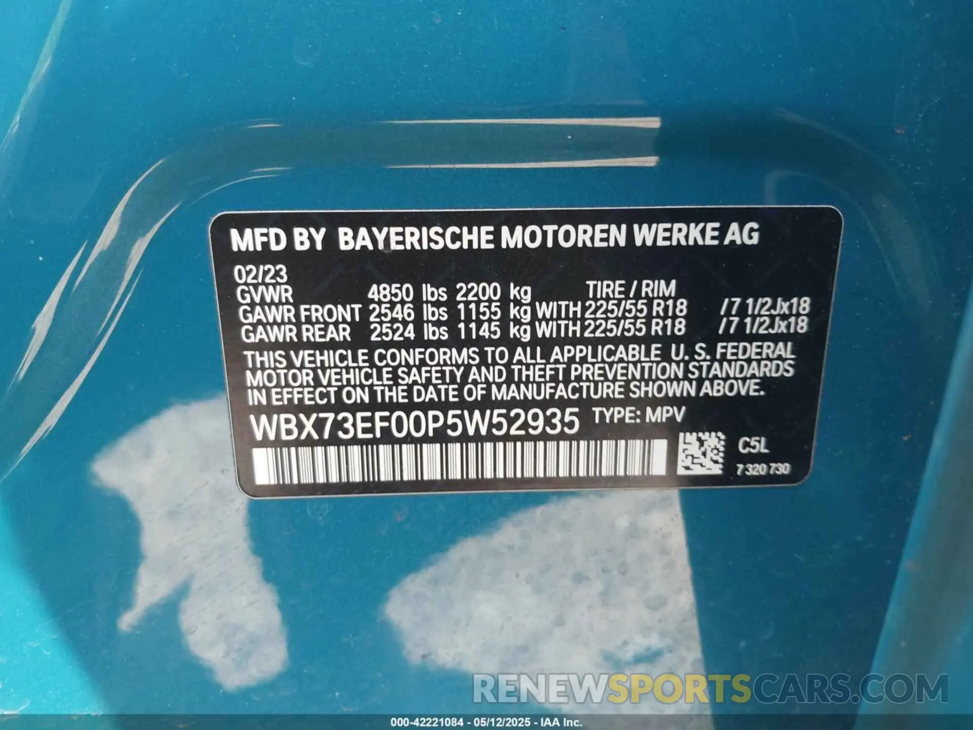9 Photograph of a damaged car WBX73EF00P5W52935 BMW X1 2023