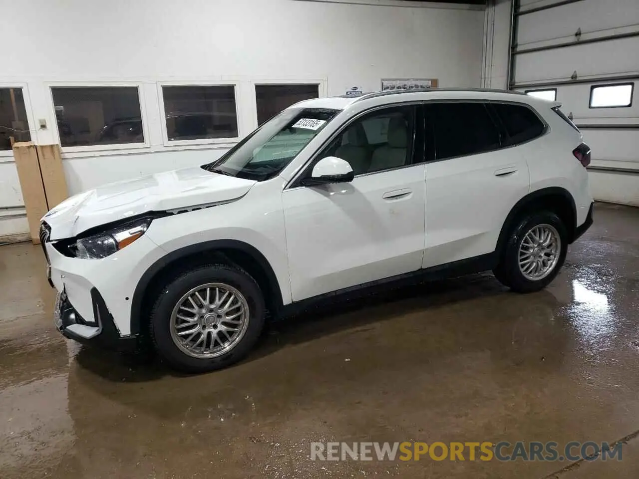 1 Photograph of a damaged car WBX73EF00P5Y03160 BMW X1 2023