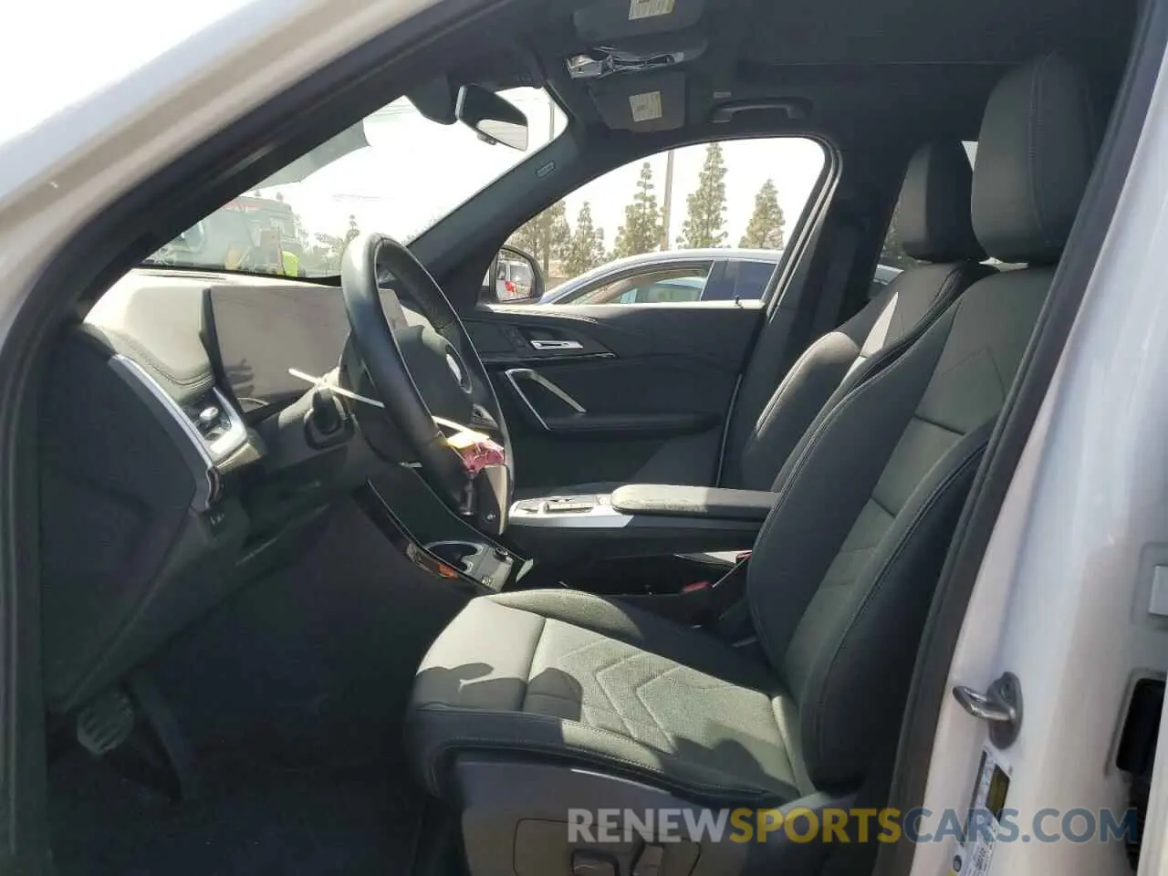 7 Фотография поврежденного автомобиля WBX73EF02P5W88156 BMW X1 2023