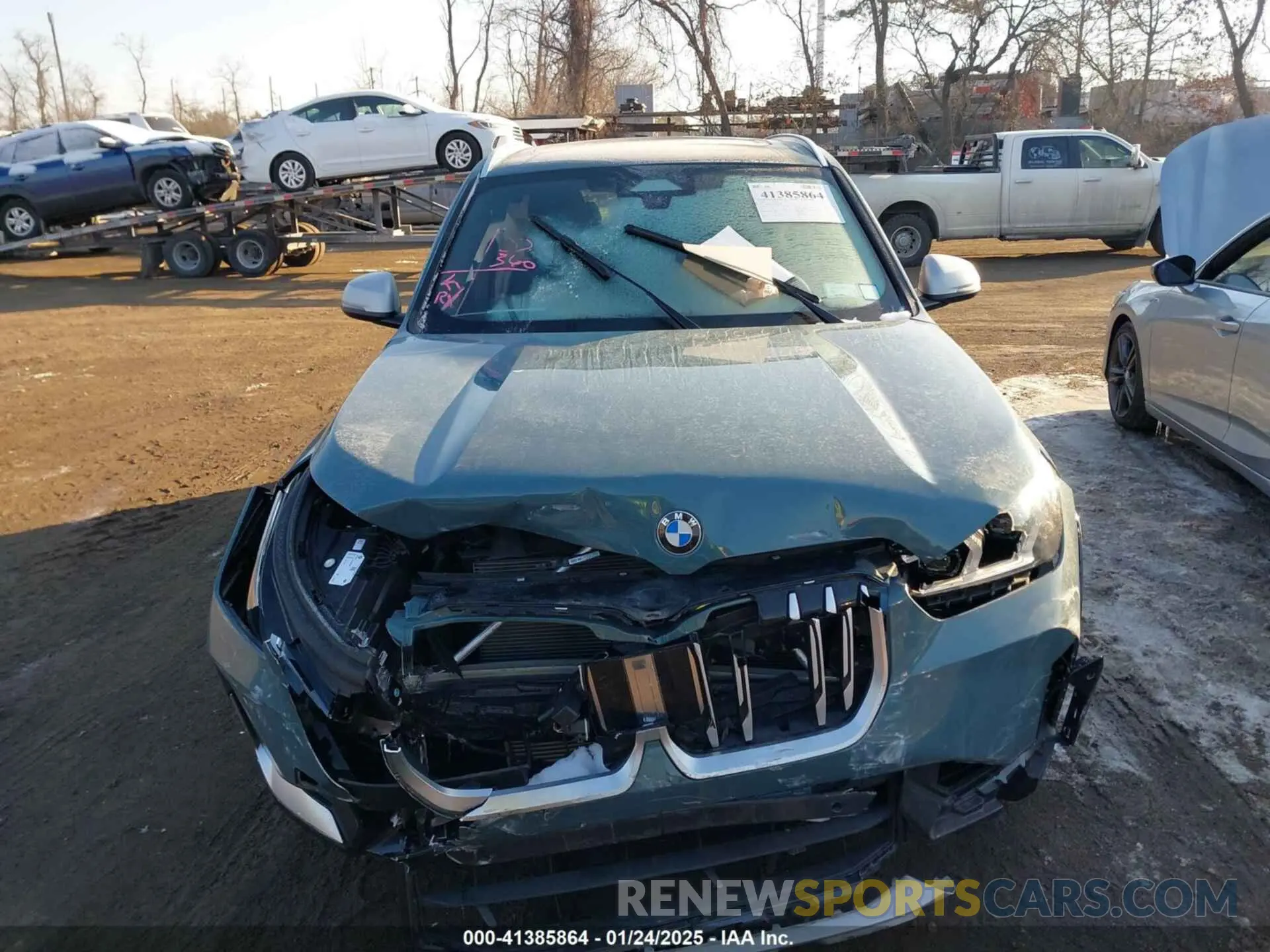 12 Фотография поврежденного автомобиля WBX73EF02P5X22404 BMW X1 2023