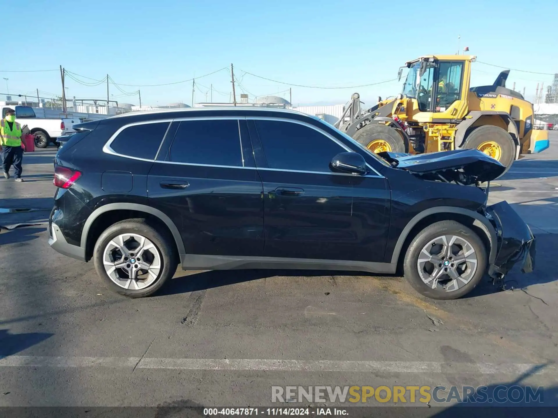 14 Photograph of a damaged car WBX73EF03P5V97798 BMW X1 2023