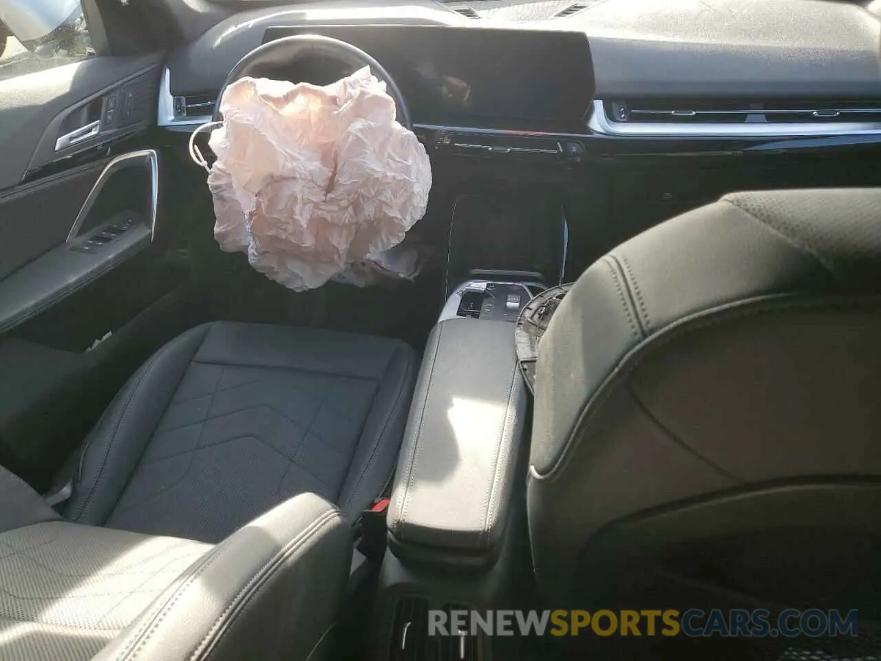 8 Фотография поврежденного автомобиля WBX73EF03P5W10176 BMW X1 2023