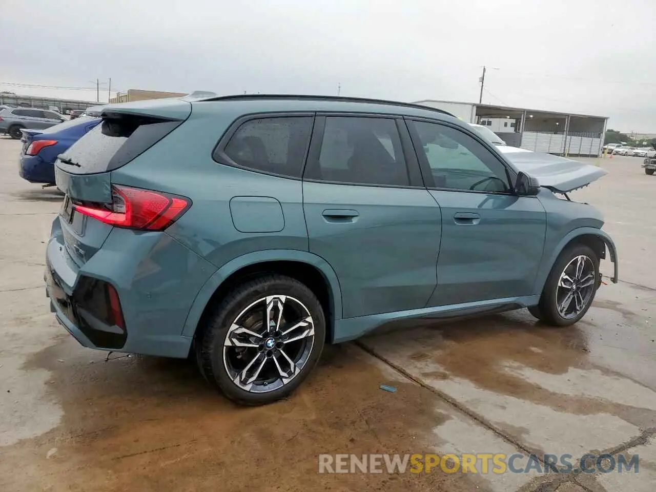 3 Photograph of a damaged car WBX73EF04P5X18192 BMW X1 2023