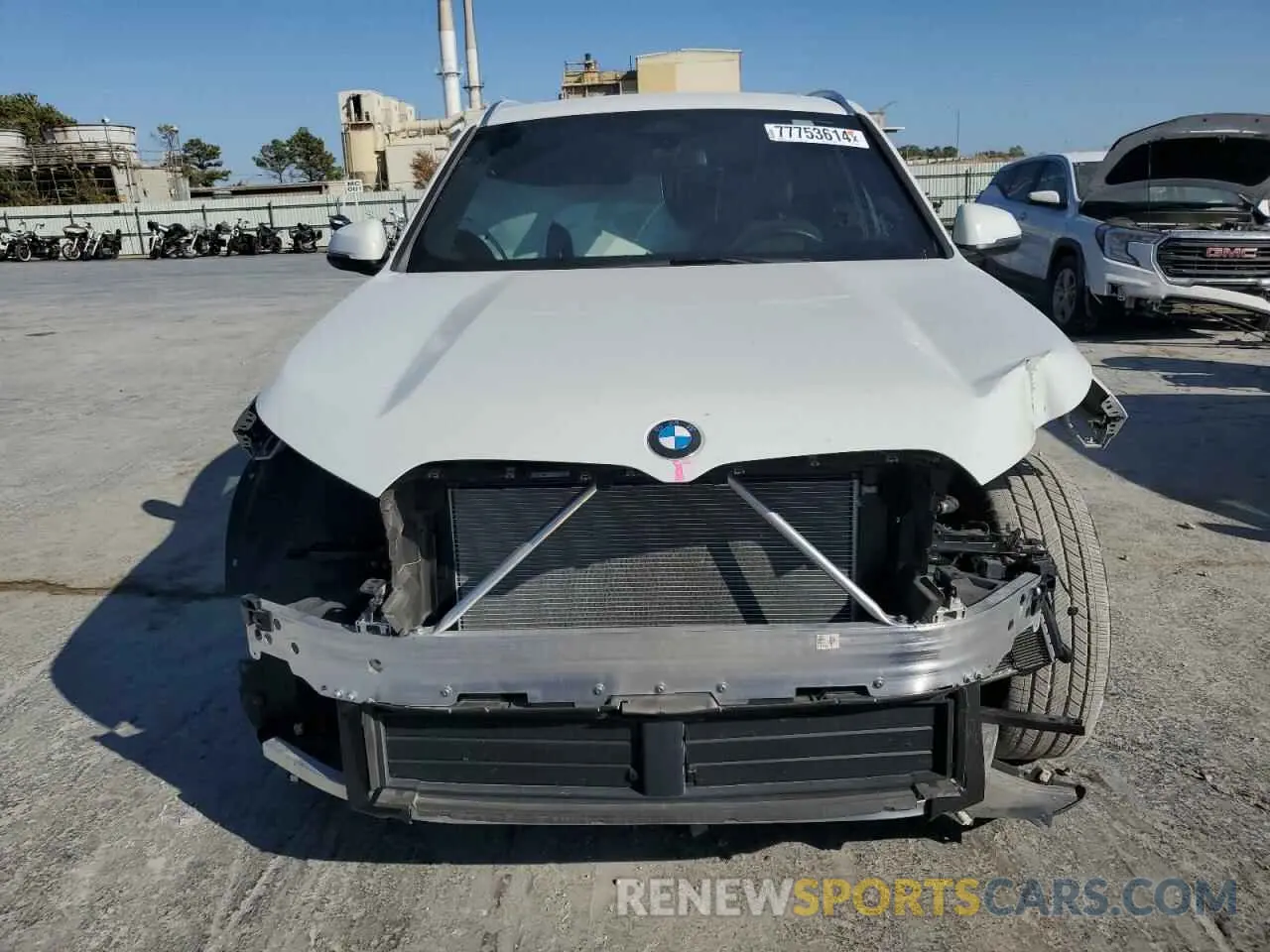 5 Photograph of a damaged car WBX73EF06P5W57928 BMW X1 2023
