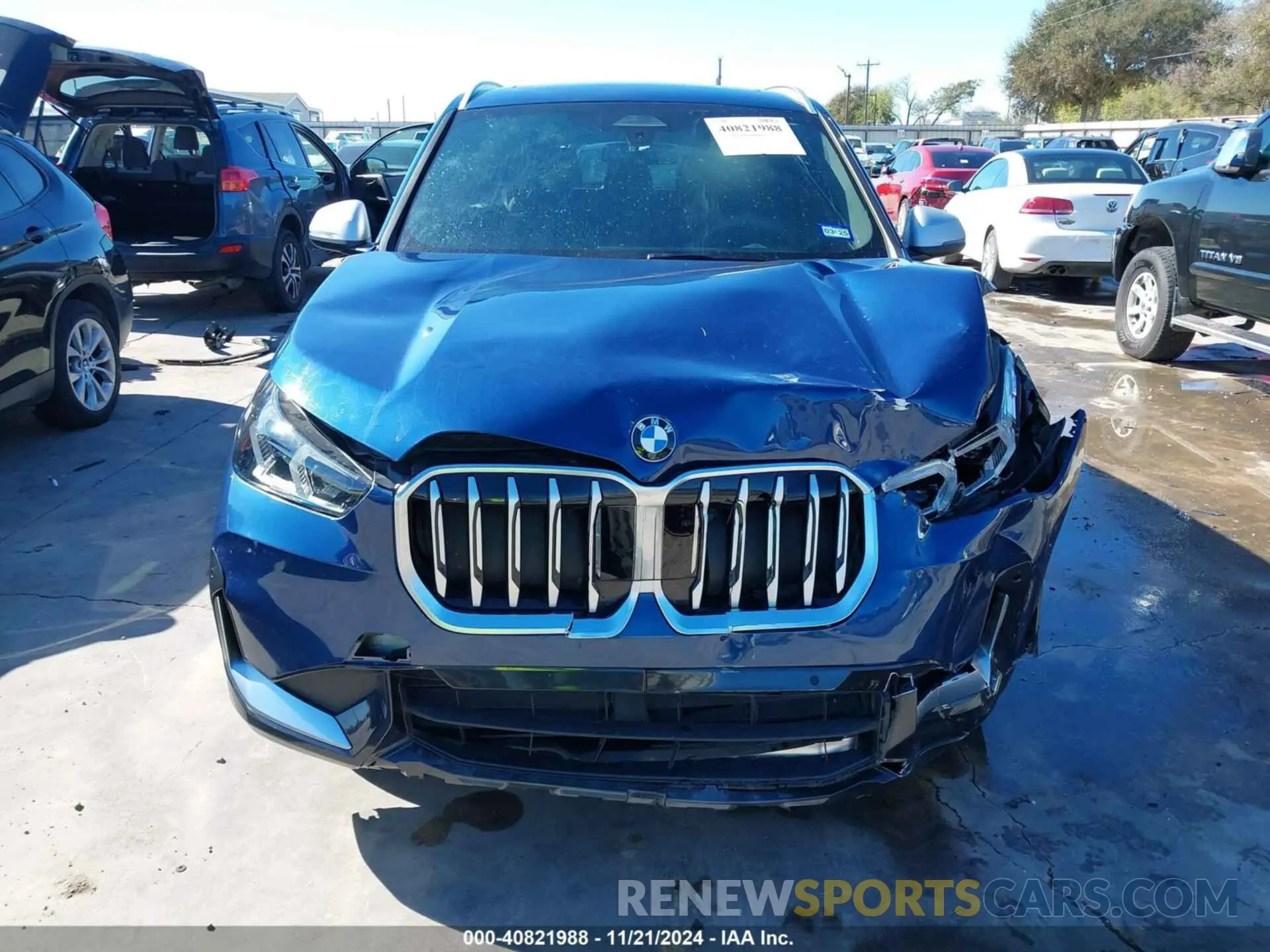 13 Фотография поврежденного автомобиля WBX73EF06P5X21787 BMW X1 2023