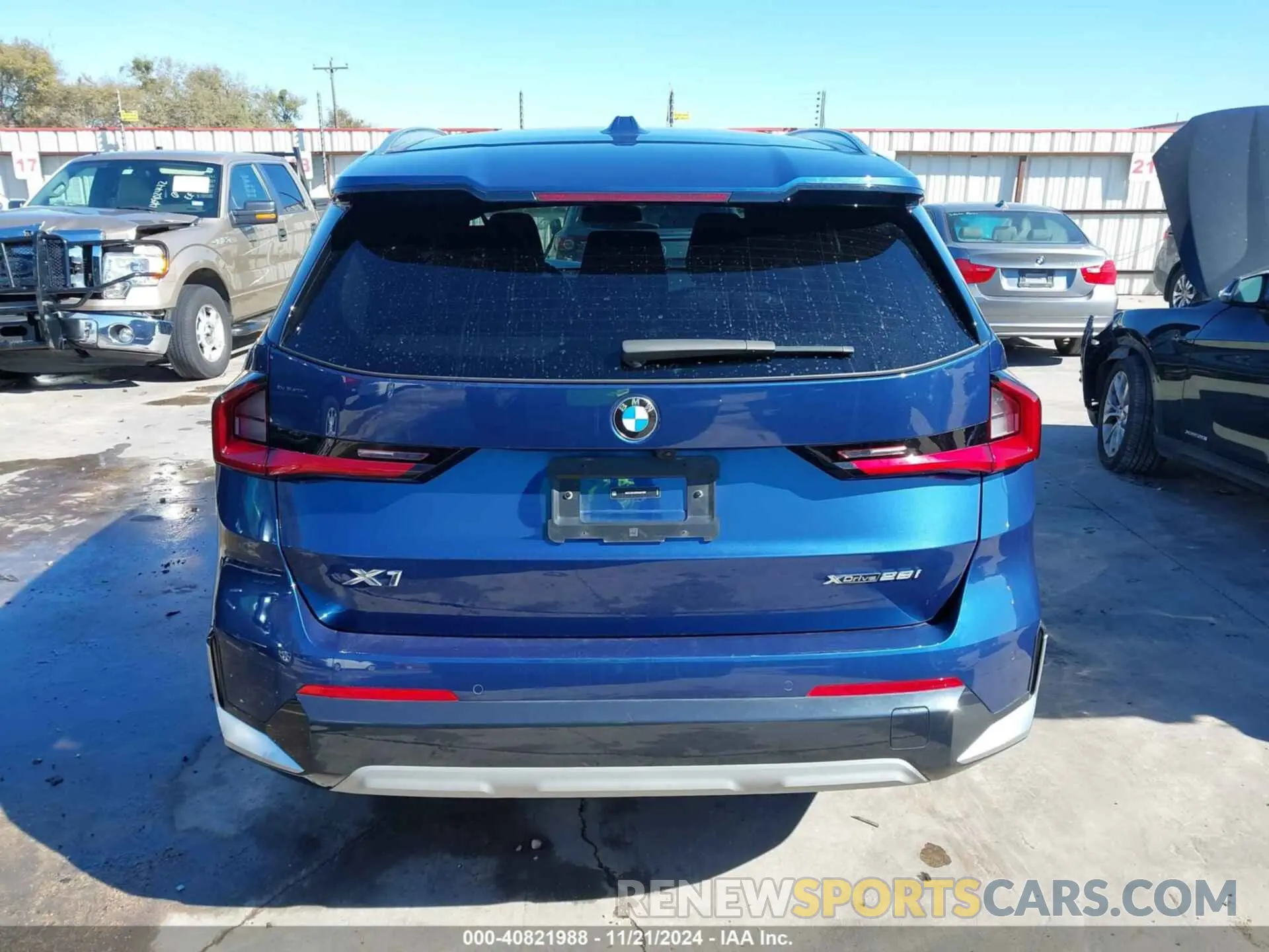 17 Фотография поврежденного автомобиля WBX73EF06P5X21787 BMW X1 2023