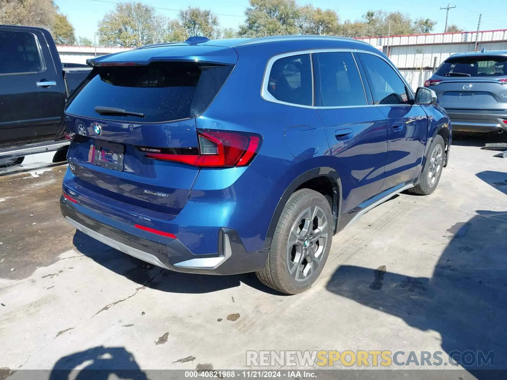 4 Фотография поврежденного автомобиля WBX73EF06P5X21787 BMW X1 2023