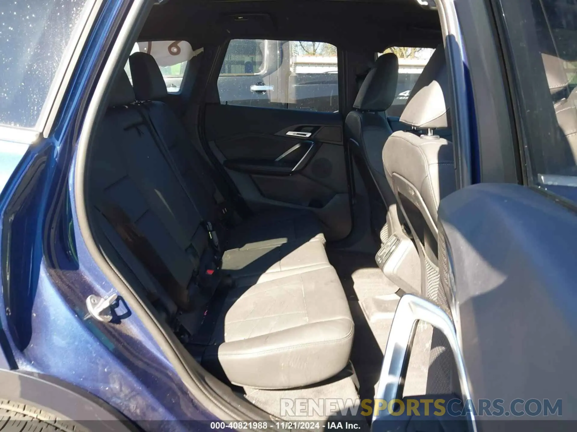 8 Фотография поврежденного автомобиля WBX73EF06P5X21787 BMW X1 2023