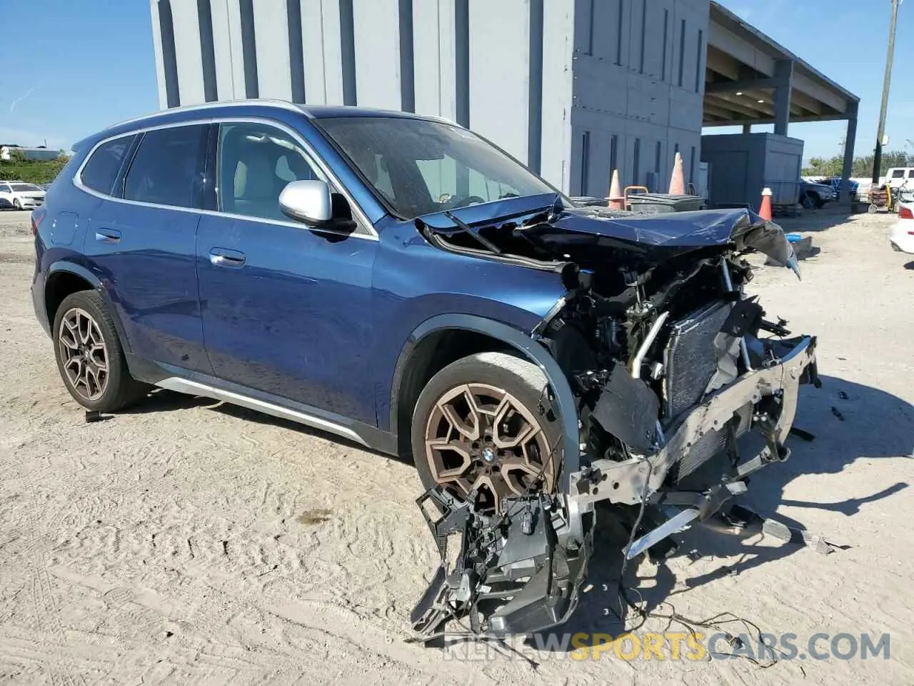 4 Photograph of a damaged car WBX73EF06P5X43840 BMW X1 2023
