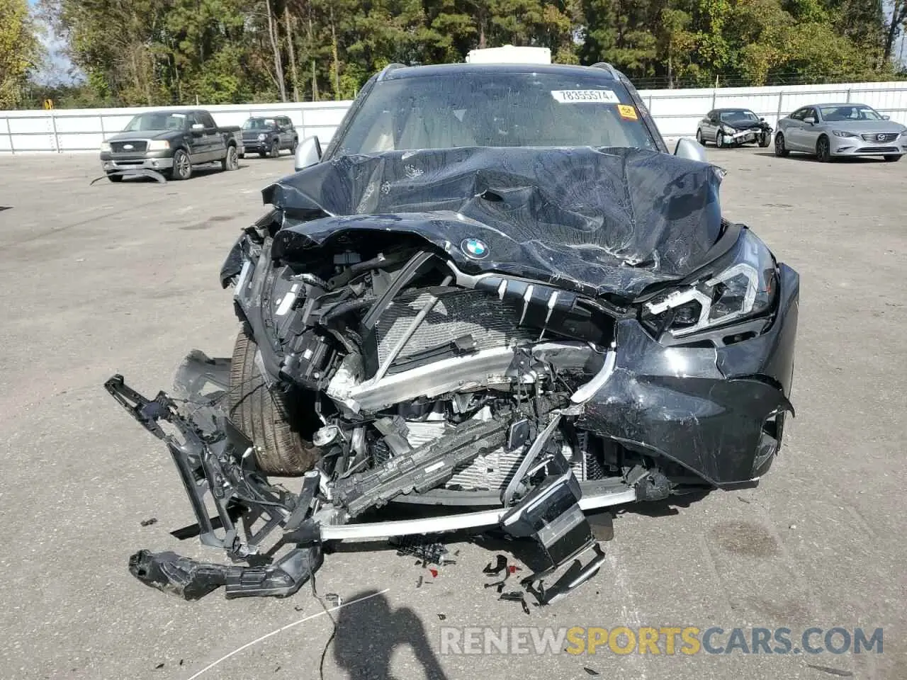 5 Photograph of a damaged car WBX73EF06P5X46950 BMW X1 2023