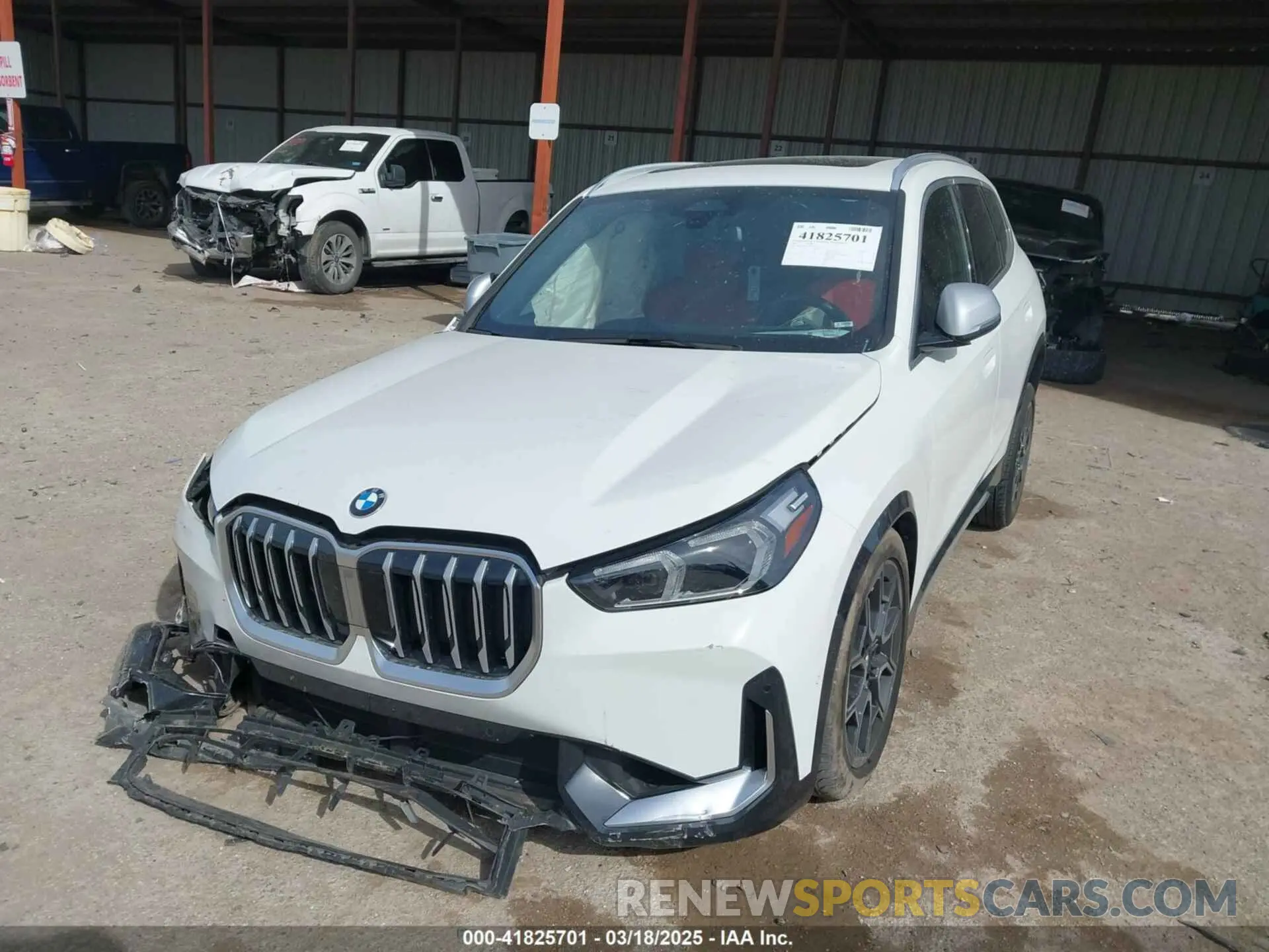 2 Photograph of a damaged car WBX73EF07P5W32455 BMW X1 2023
