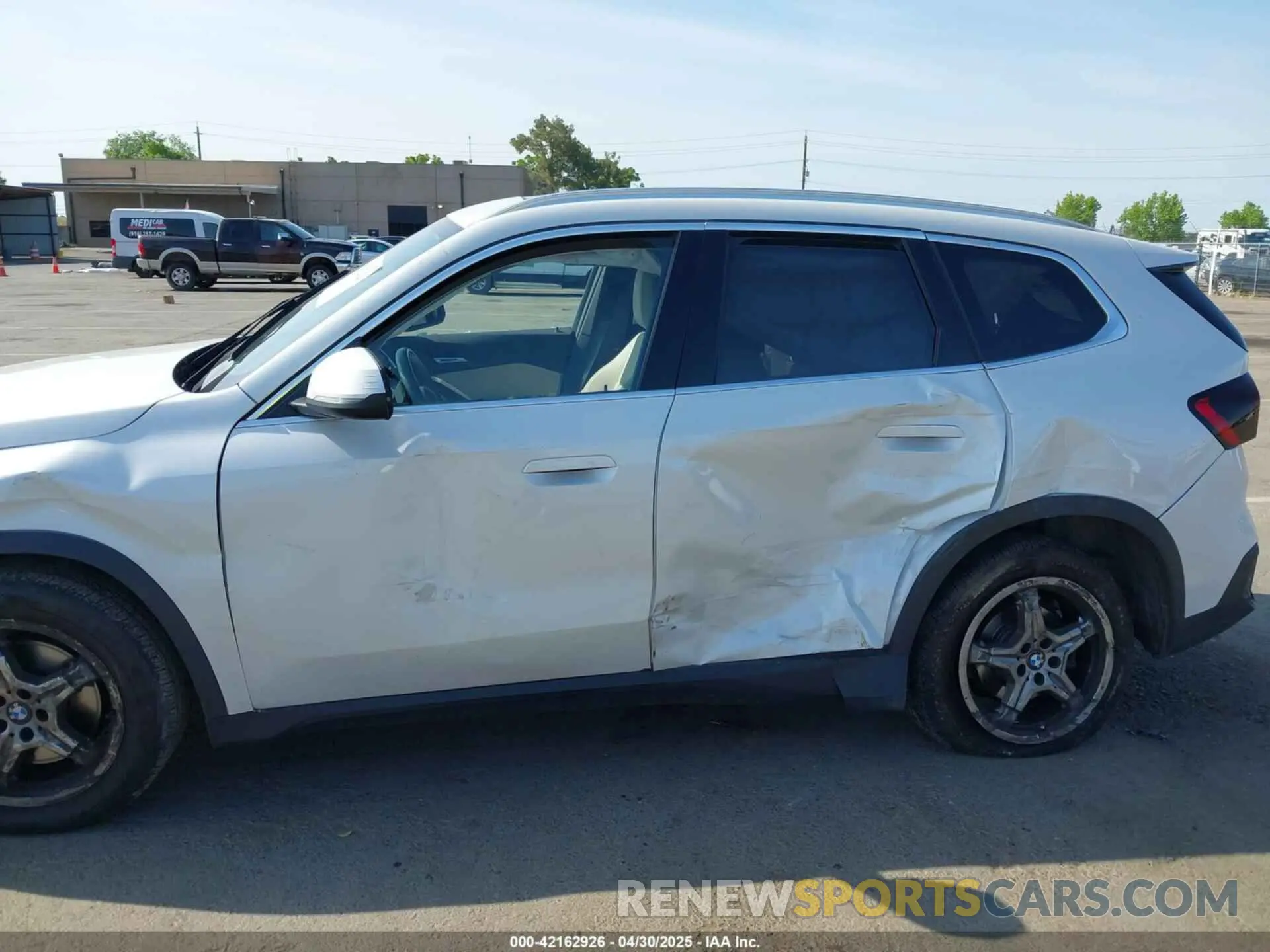 6 Фотография поврежденного автомобиля WBX73EF08P5X21175 BMW X1 2023