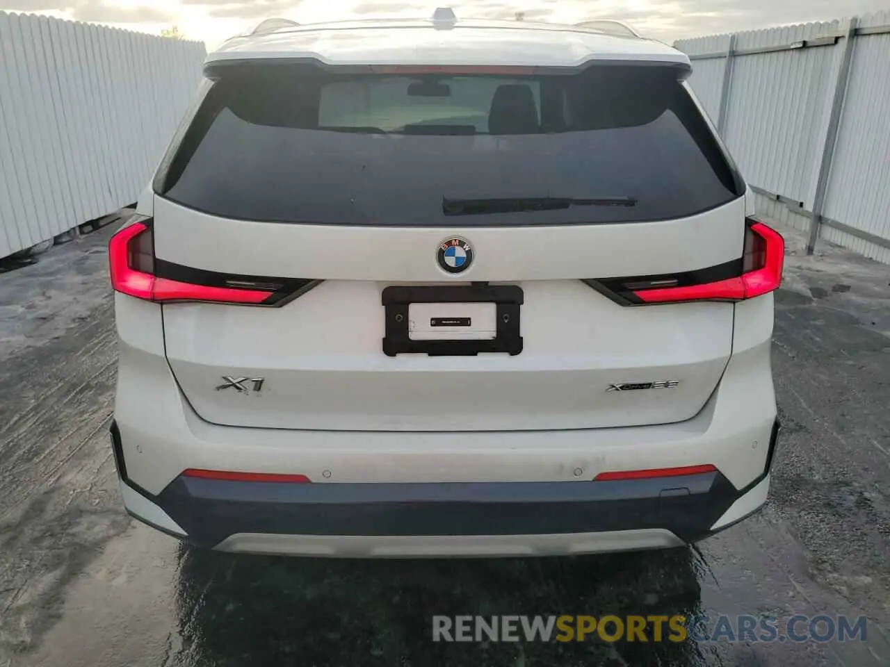 6 Фотография поврежденного автомобиля WBX73EF00R5Y91274 BMW X1 2024