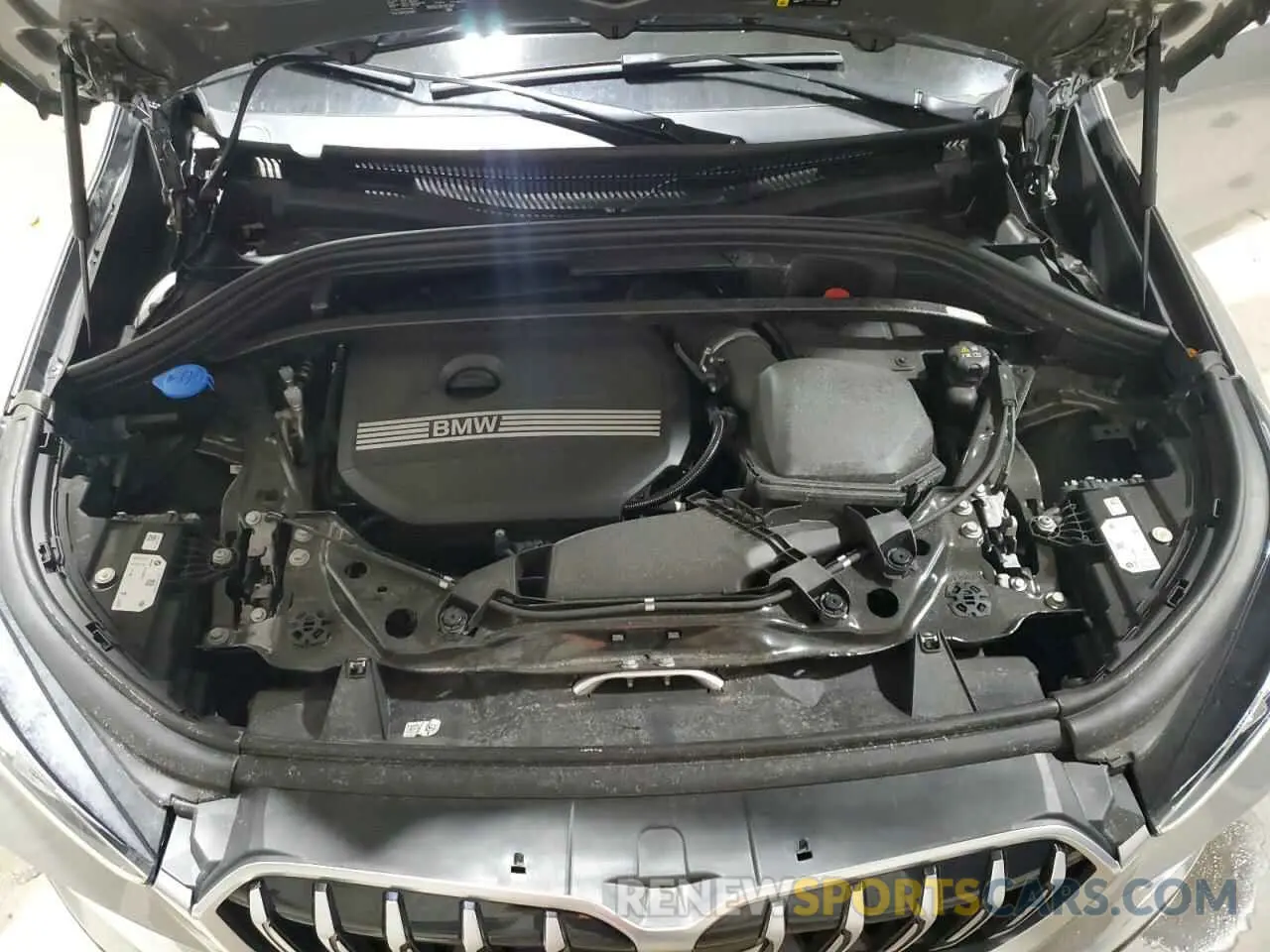 12 Фотография поврежденного автомобиля WBX73EF00R5Z85834 BMW X1 2024