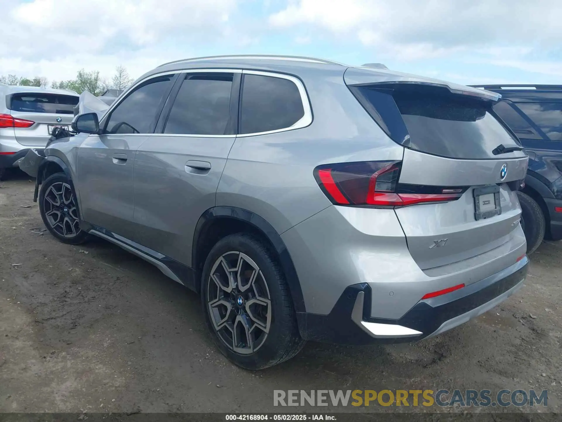 3 Photograph of a damaged car WBX73EF01R5Z34018 BMW X1 2024