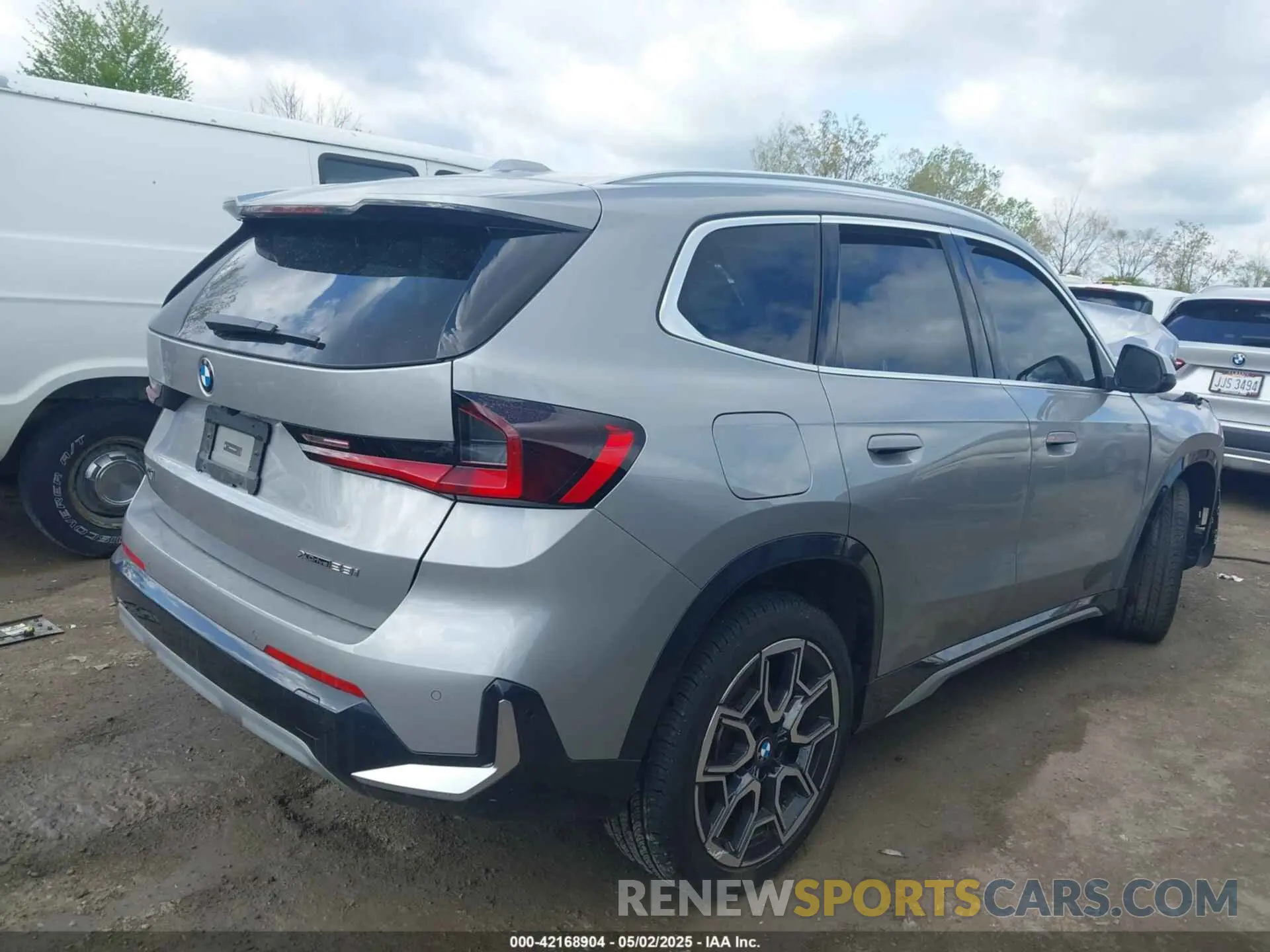 4 Photograph of a damaged car WBX73EF01R5Z34018 BMW X1 2024