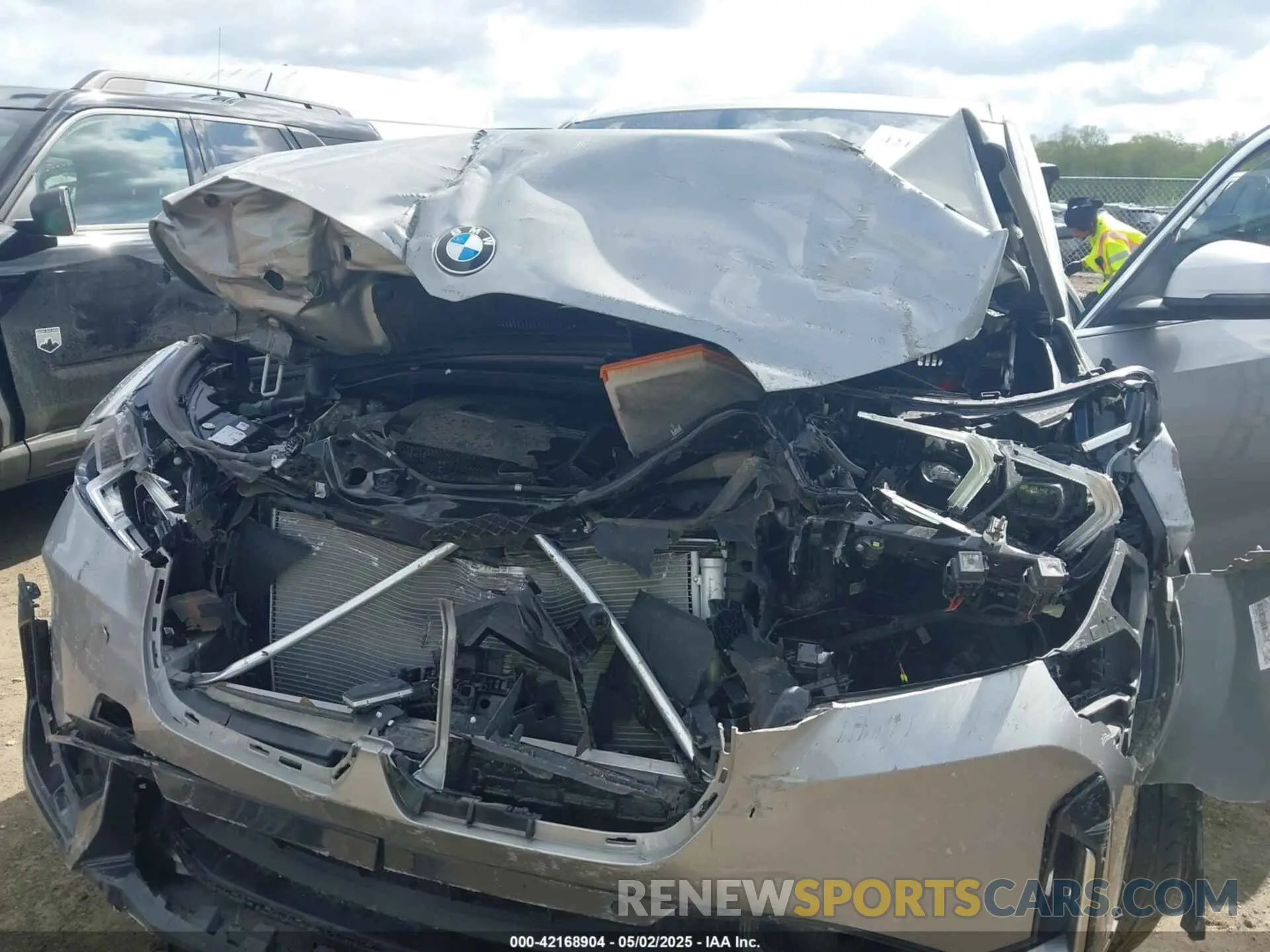 6 Photograph of a damaged car WBX73EF01R5Z34018 BMW X1 2024