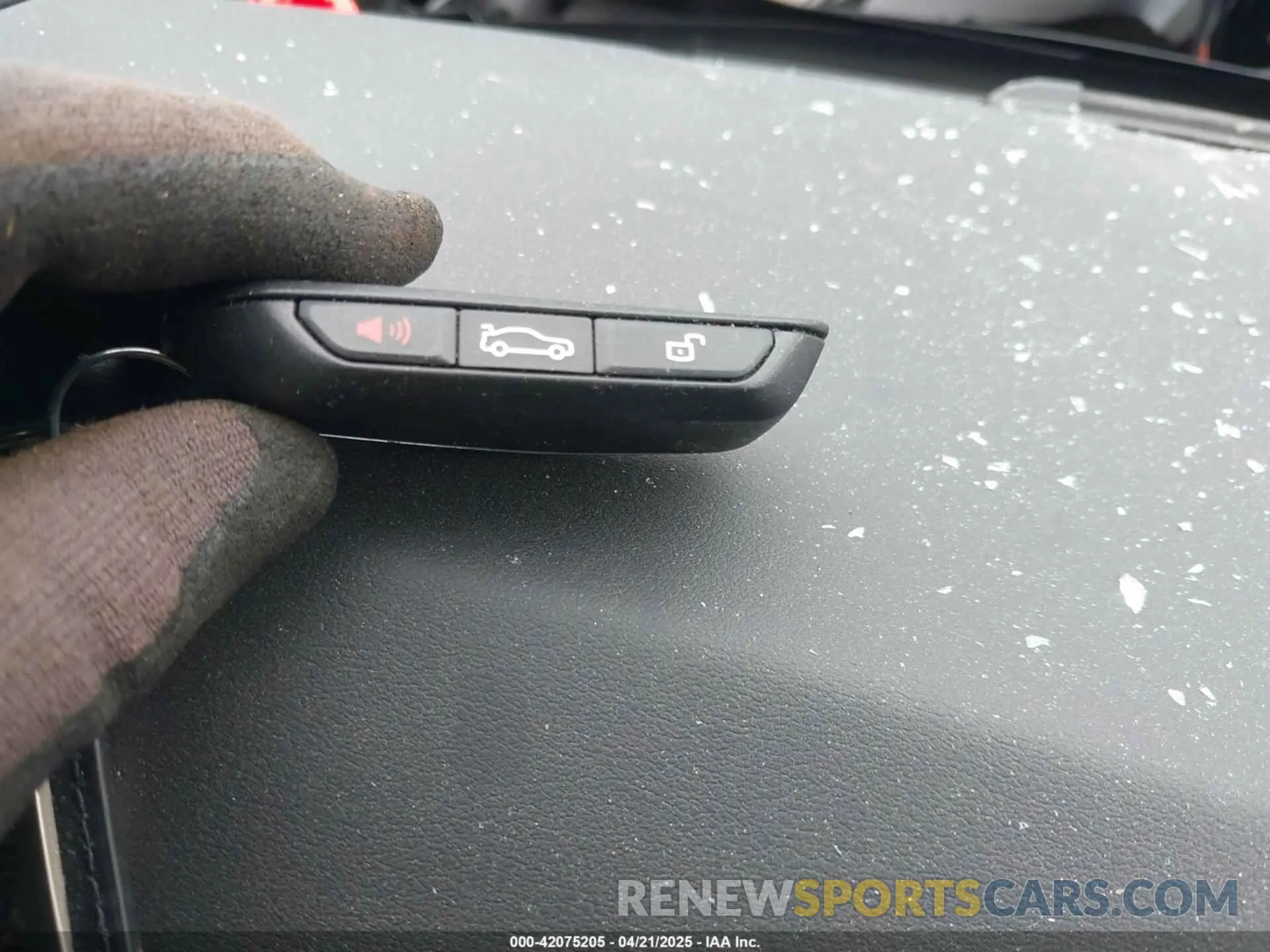 11 Photograph of a damaged car WBX73EF03R5Y38939 BMW X1 2024