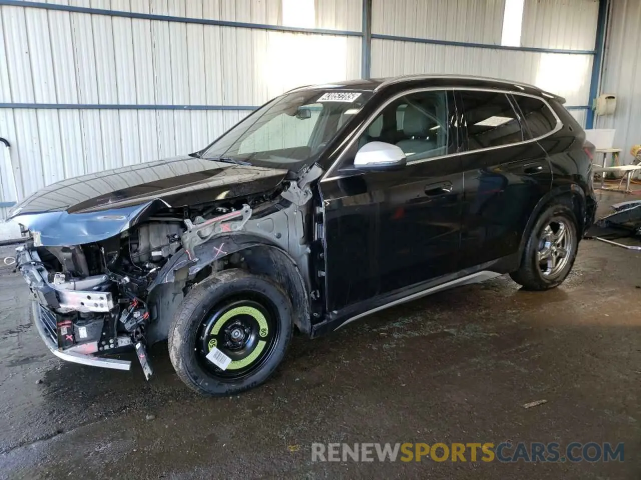 1 Фотография поврежденного автомобиля WBX73EF03R5Y83931 BMW X1 2024
