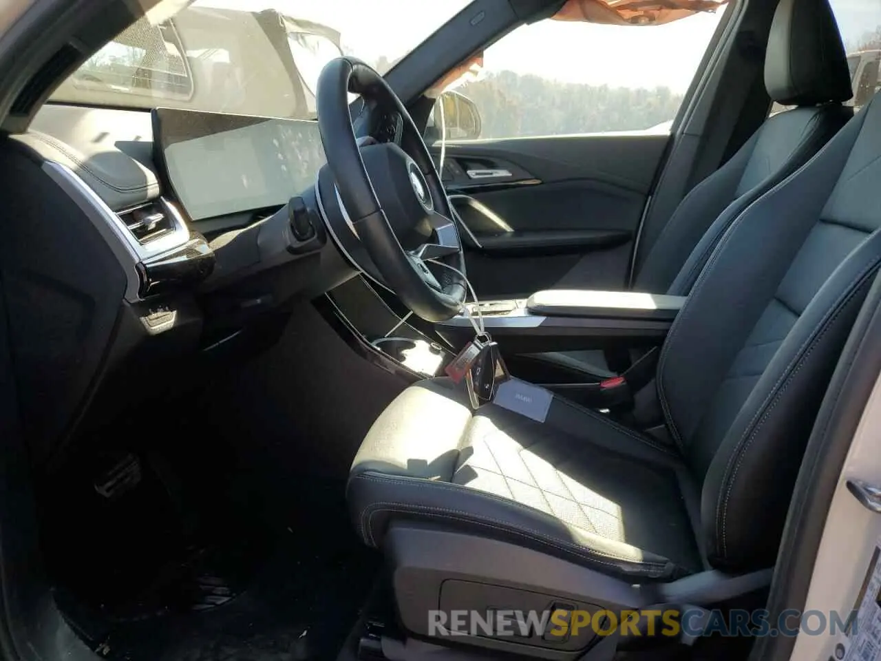 7 Photograph of a damaged car WBX73EF04R5Z01207 BMW X1 2024
