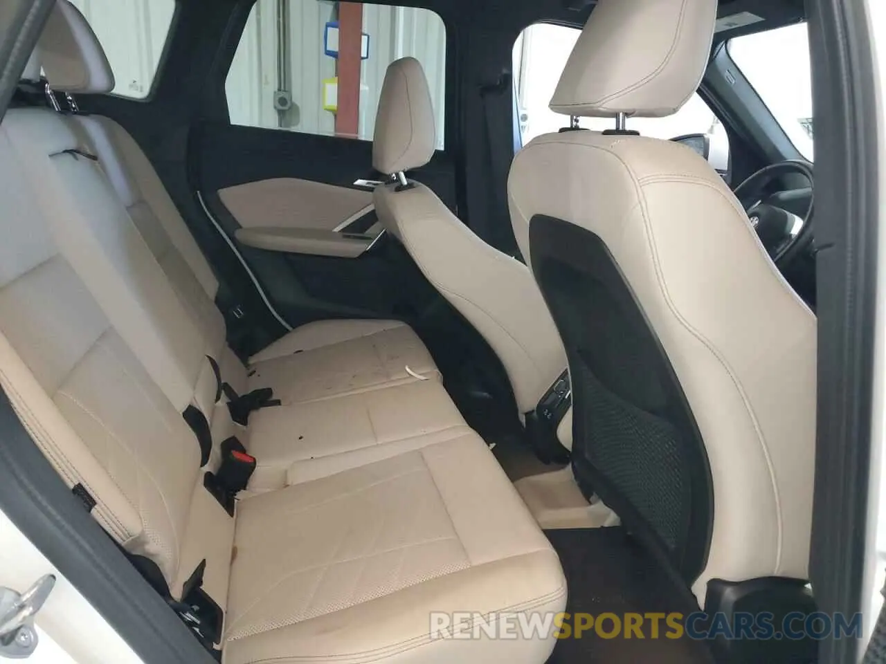 11 Фотография поврежденного автомобиля WBX73EF04R5Z25409 BMW X1 2024