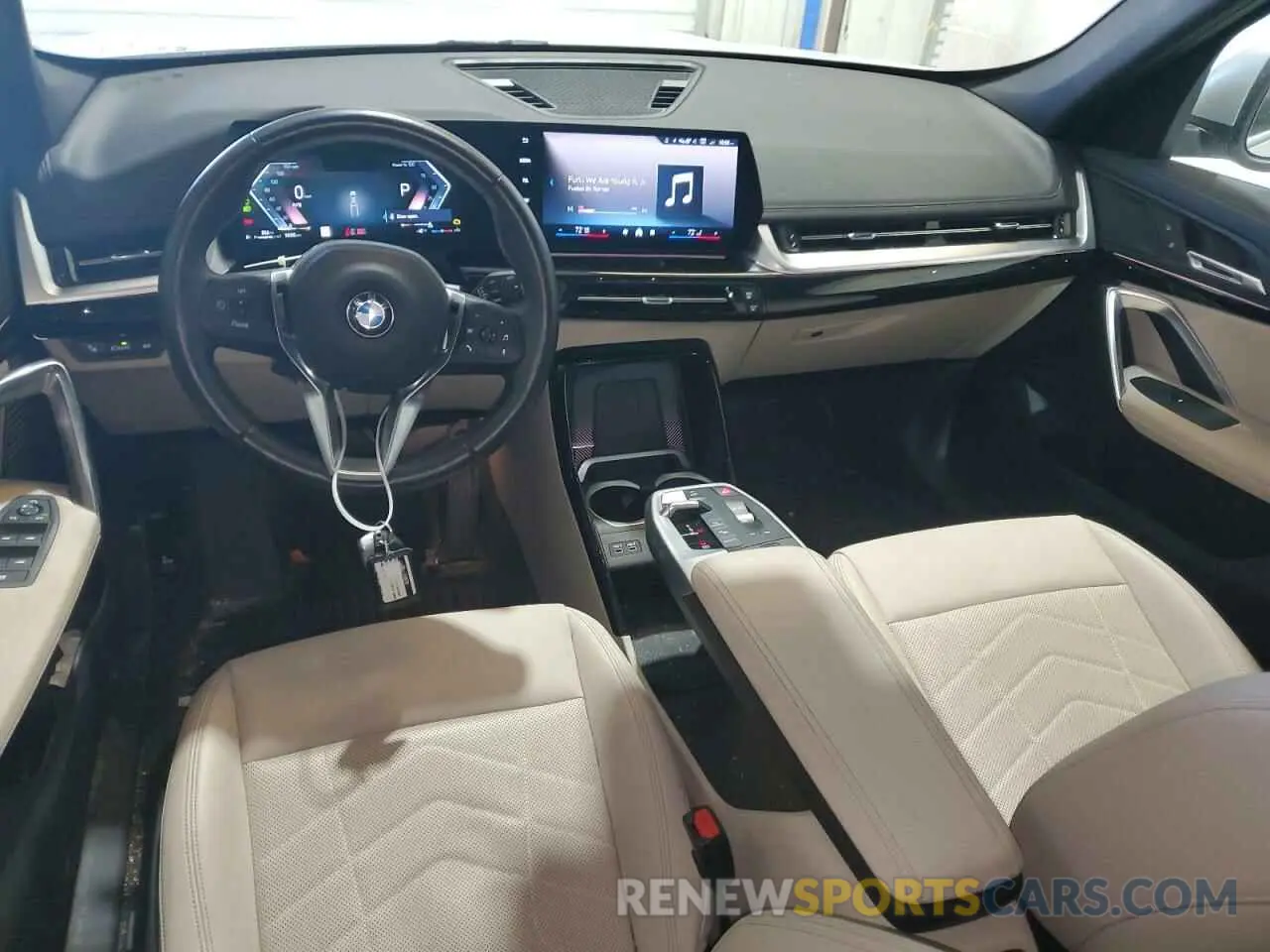 8 Фотография поврежденного автомобиля WBX73EF04R5Z25409 BMW X1 2024