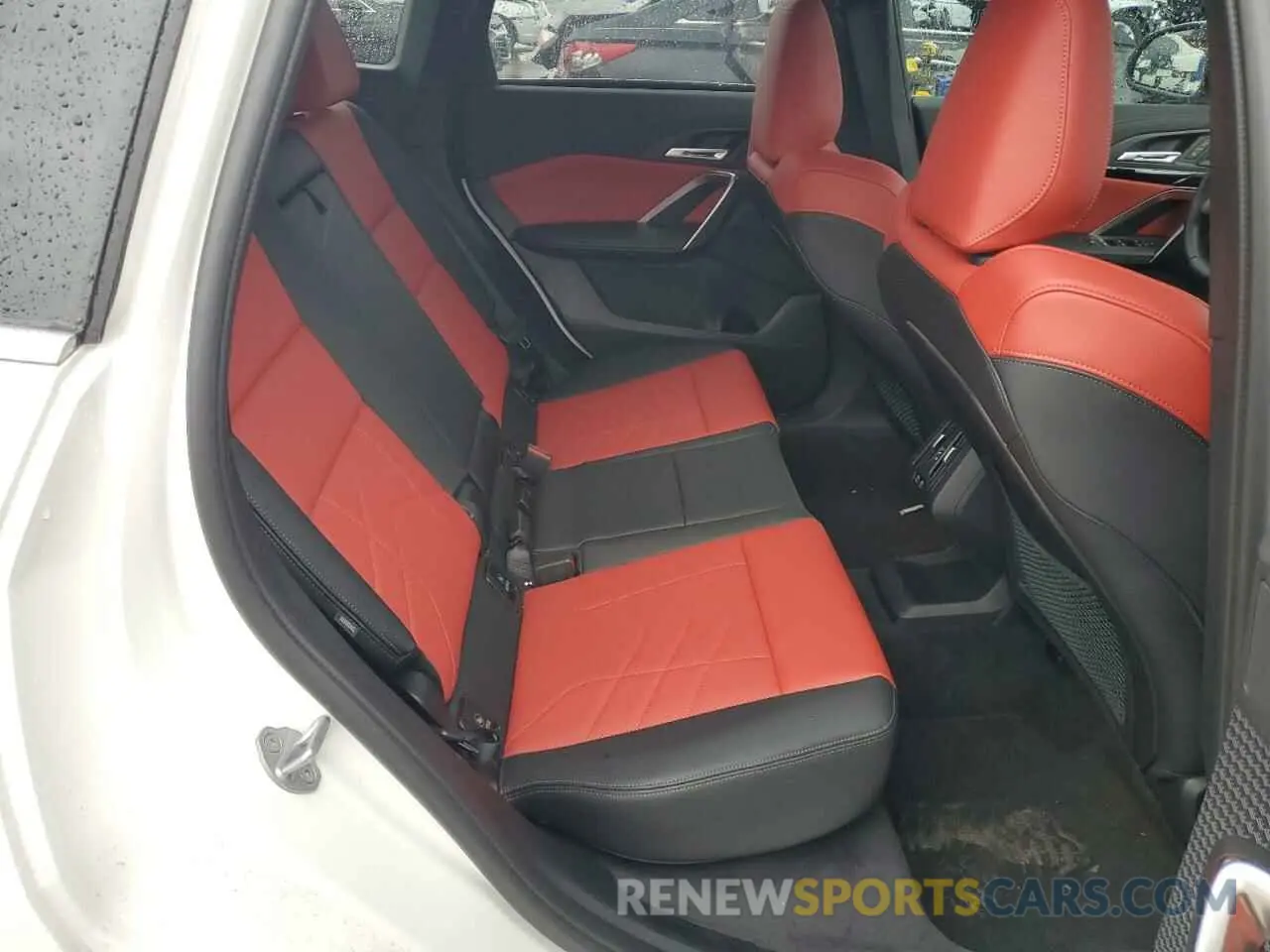 11 Фотография поврежденного автомобиля WBX73EF06R5Y36747 BMW X1 2024