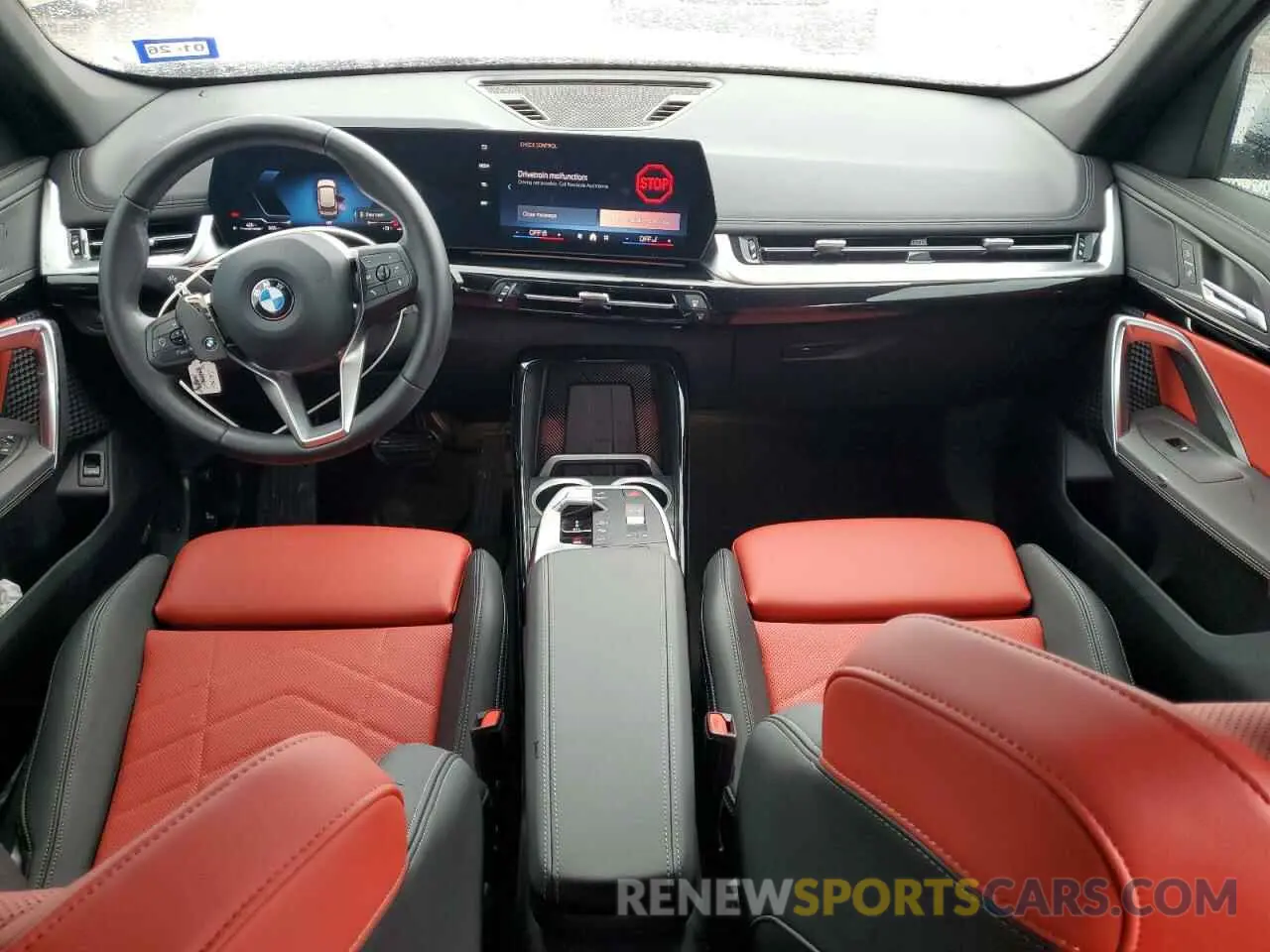 8 Фотография поврежденного автомобиля WBX73EF06R5Y36747 BMW X1 2024