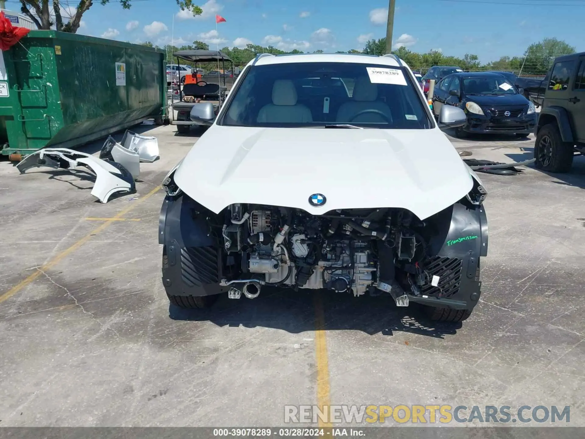 13 Фотография поврежденного автомобиля WBX73EF06R5Y44699 BMW X1 2024