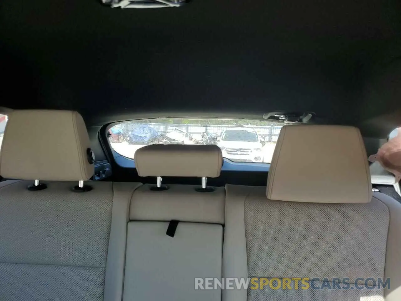 10 Фотография поврежденного автомобиля WBX73EF07R5Y37759 BMW X1 2024