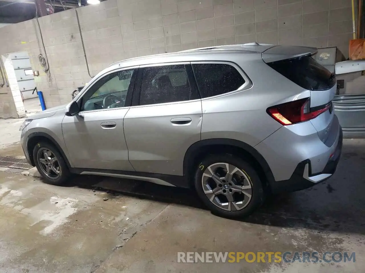 2 Фотография поврежденного автомобиля WBX73EF09R5Z44957 BMW X1 2024