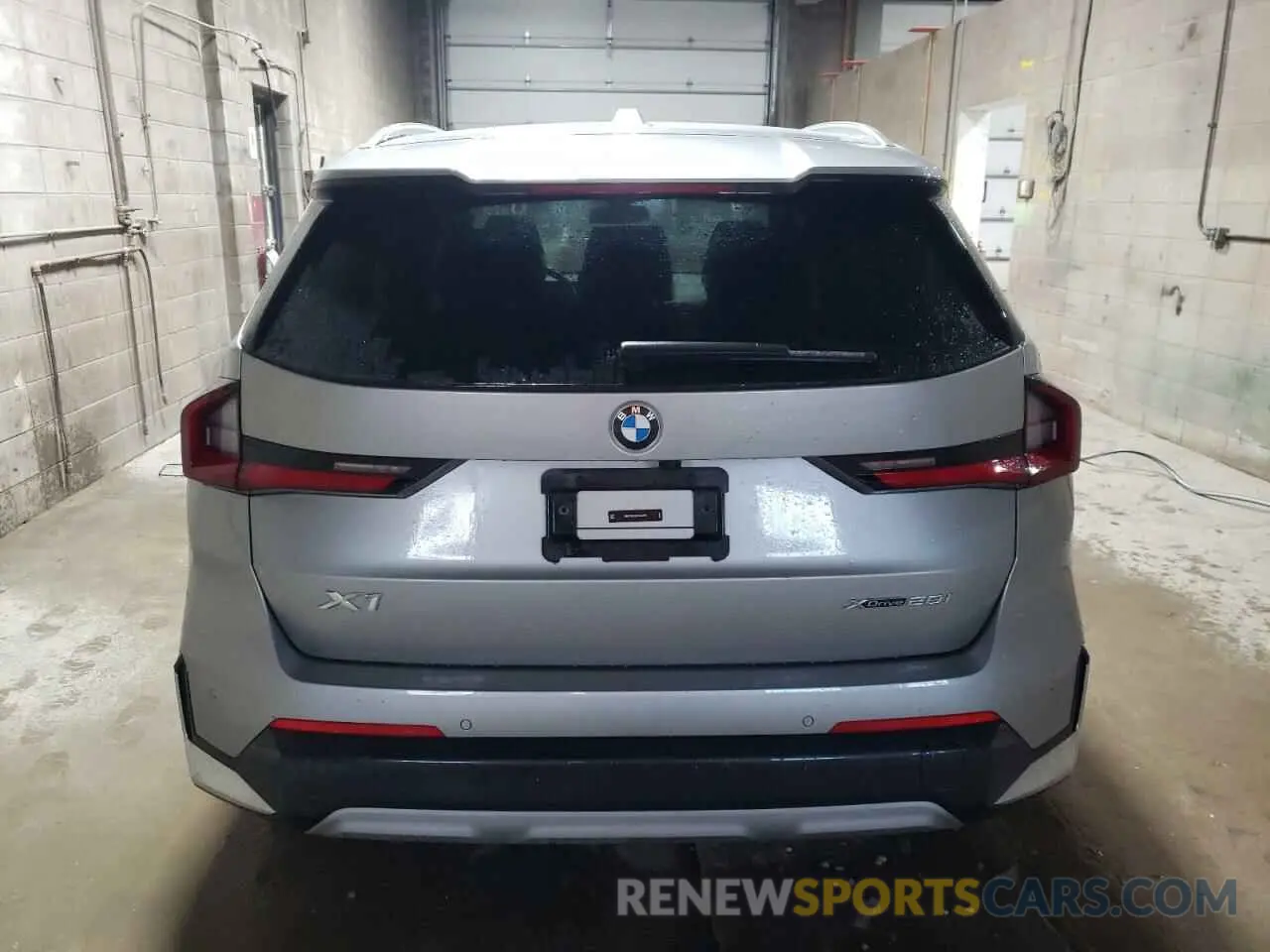 6 Фотография поврежденного автомобиля WBX73EF09R5Z44957 BMW X1 2024