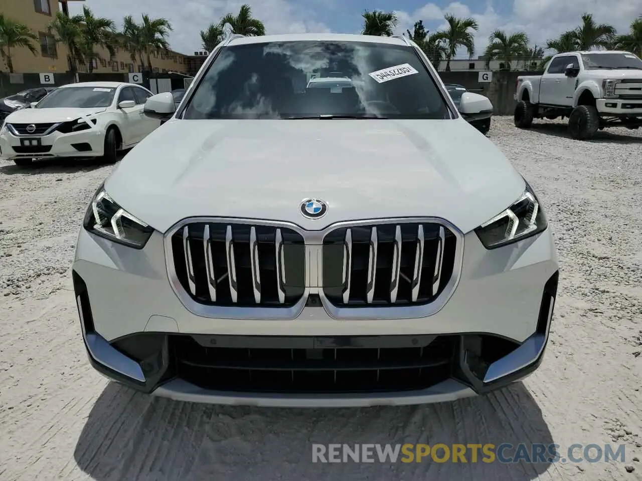 5 Photograph of a damaged car WBX73EF01S5241553 BMW X1 2025