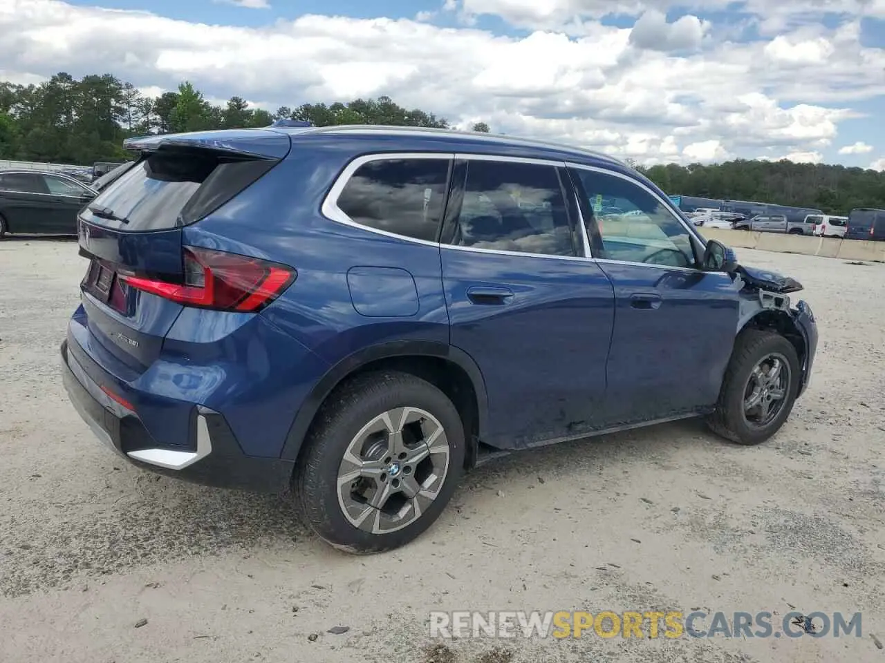 3 Photograph of a damaged car WBX73EF03S5229226 BMW X1 2025