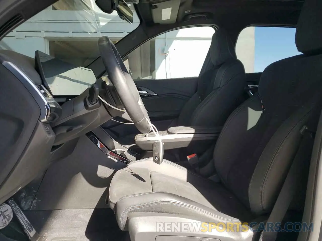 7 Photograph of a damaged car WBX73EF04S5064173 BMW X1 2025
