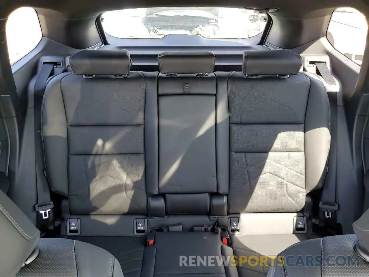 10 Фотография поврежденного автомобиля WBX73EF06S5209777 BMW X1 2025