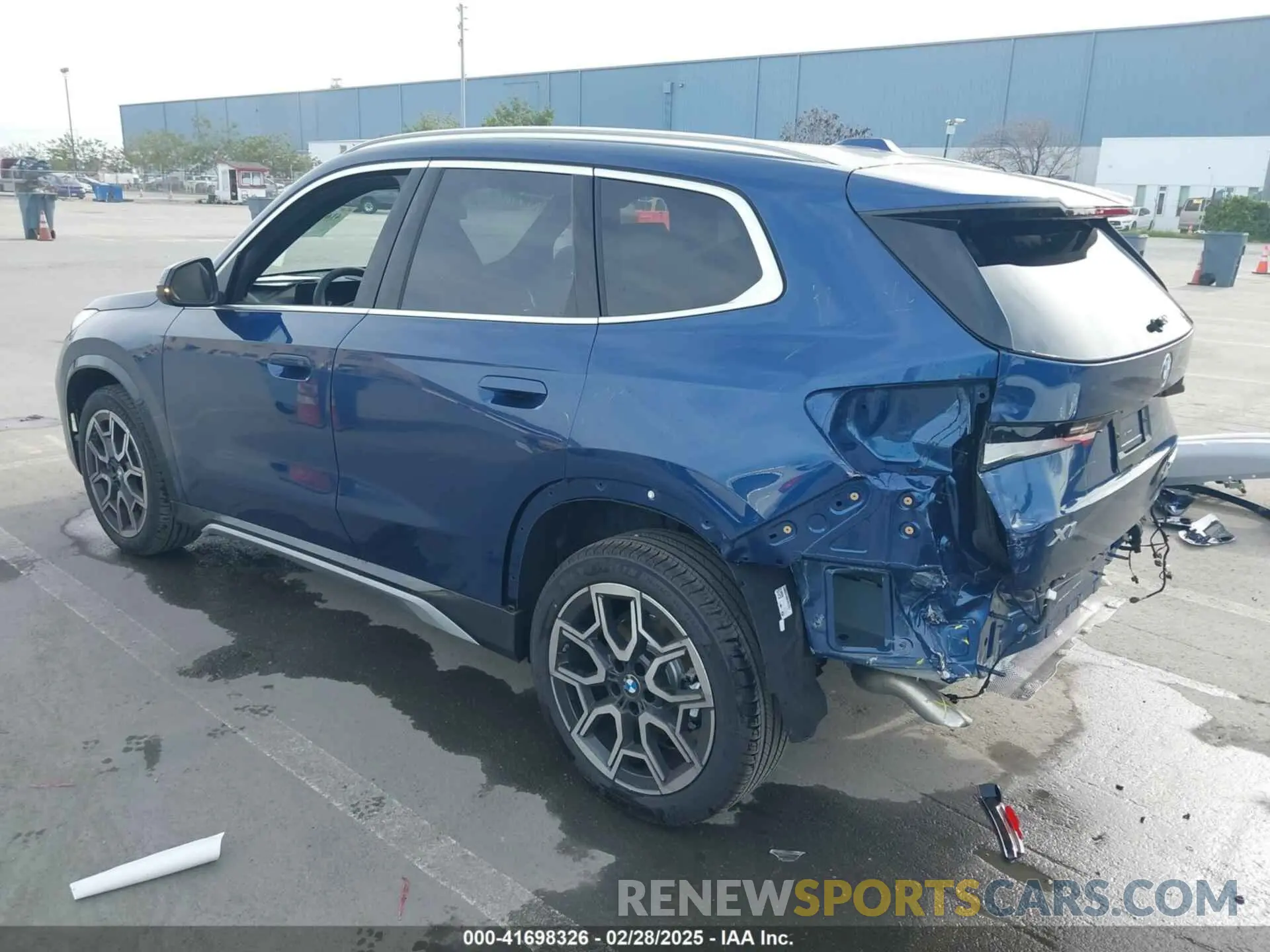 3 Photograph of a damaged car WBX73EF07S5132594 BMW X1 2025