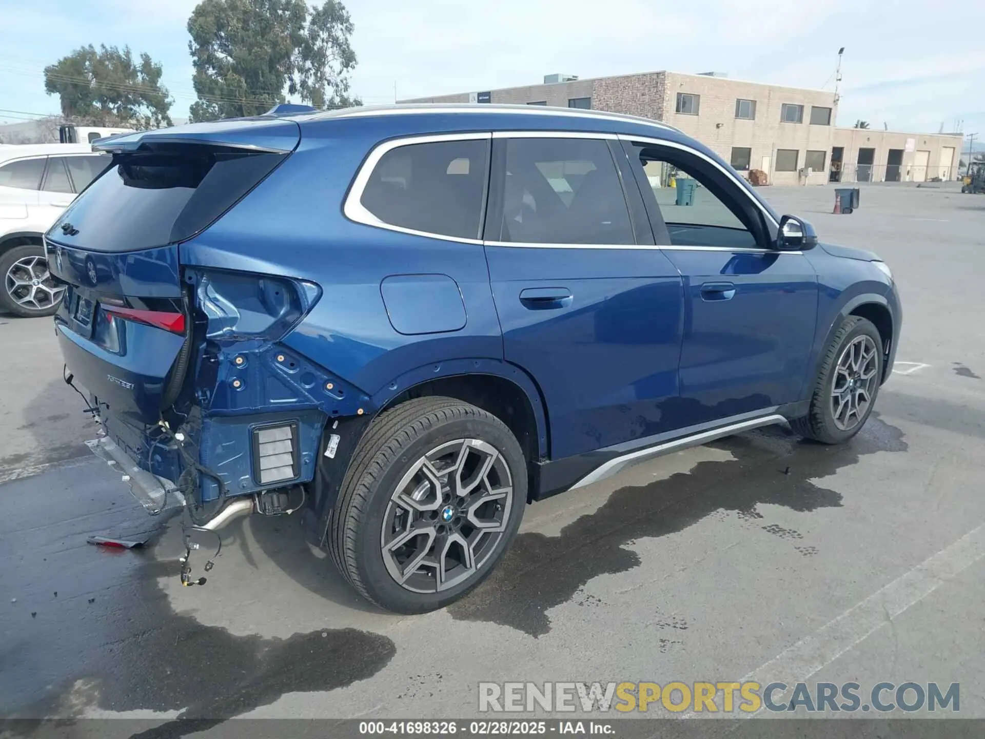 4 Photograph of a damaged car WBX73EF07S5132594 BMW X1 2025
