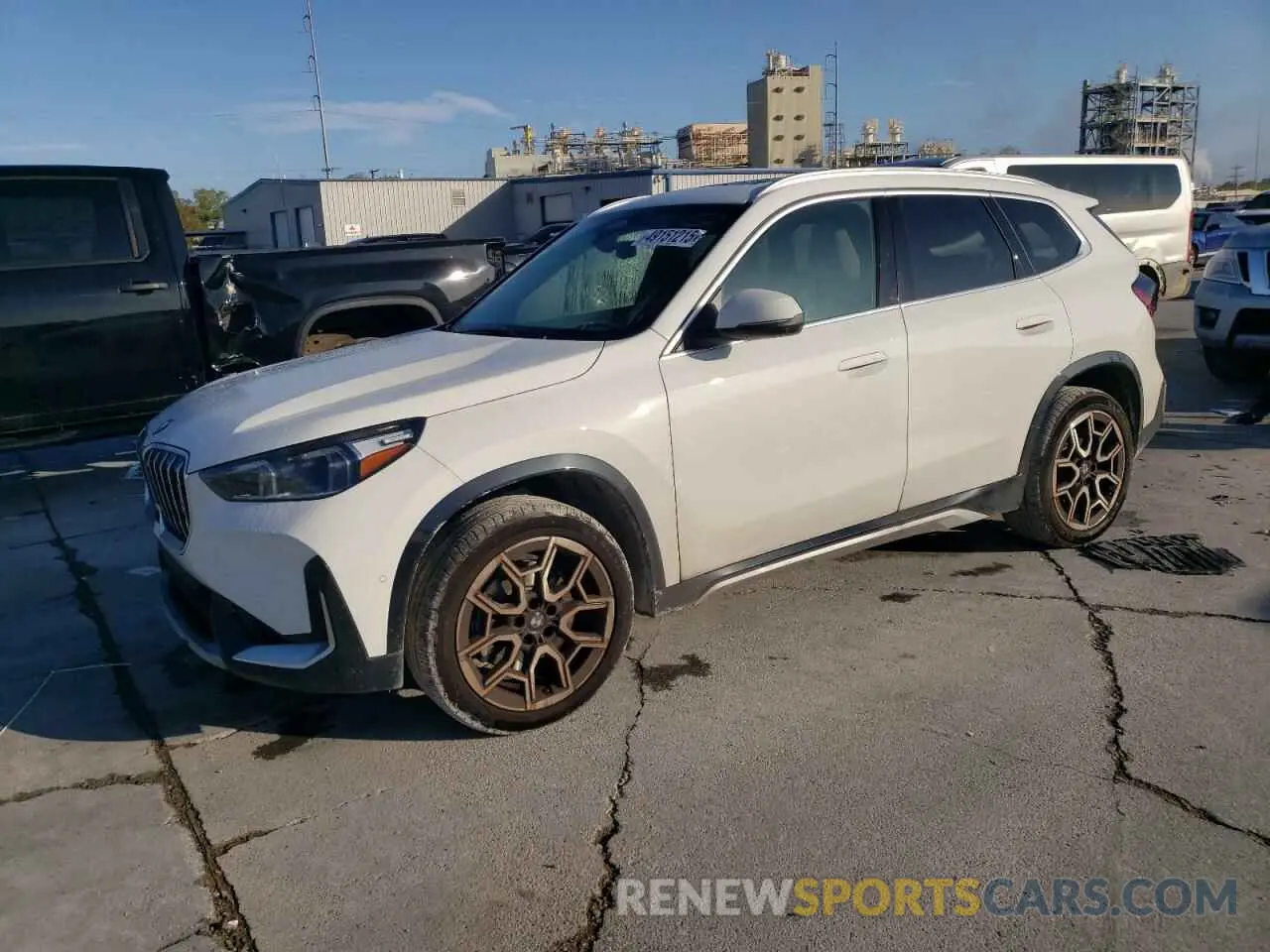 1 Photograph of a damaged car WBX73EF08S5034108 BMW X1 2025